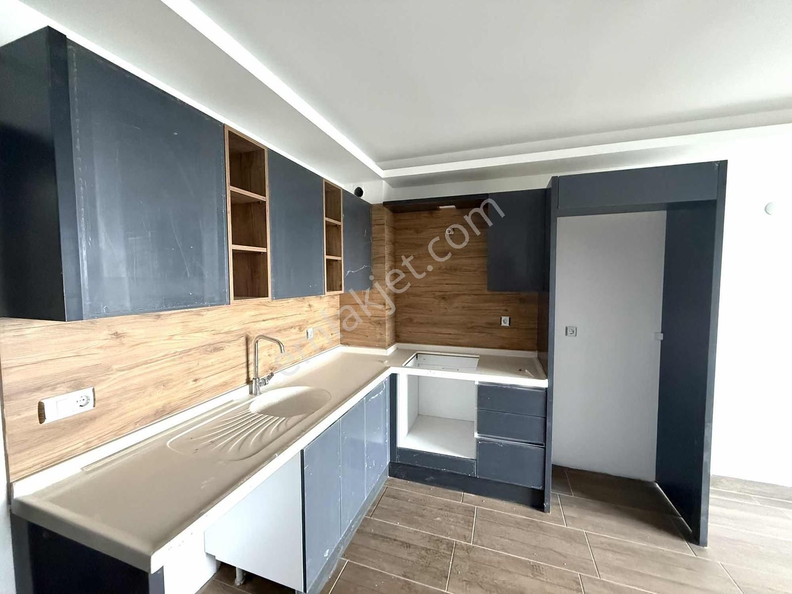 Kuşadası Eşin Golf Sitesinde Satılık 1+1 - Görsel 11