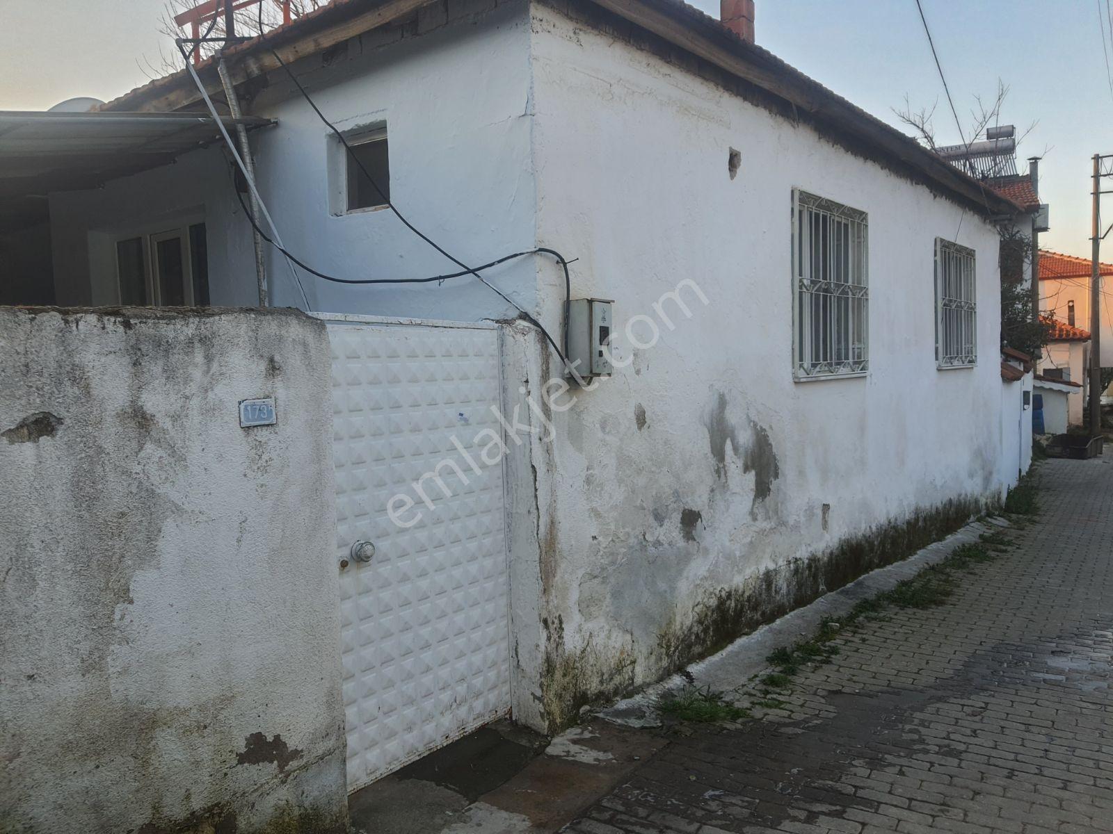 Kirazlı Köyünde Satılık Köy Evi - Görsel 11