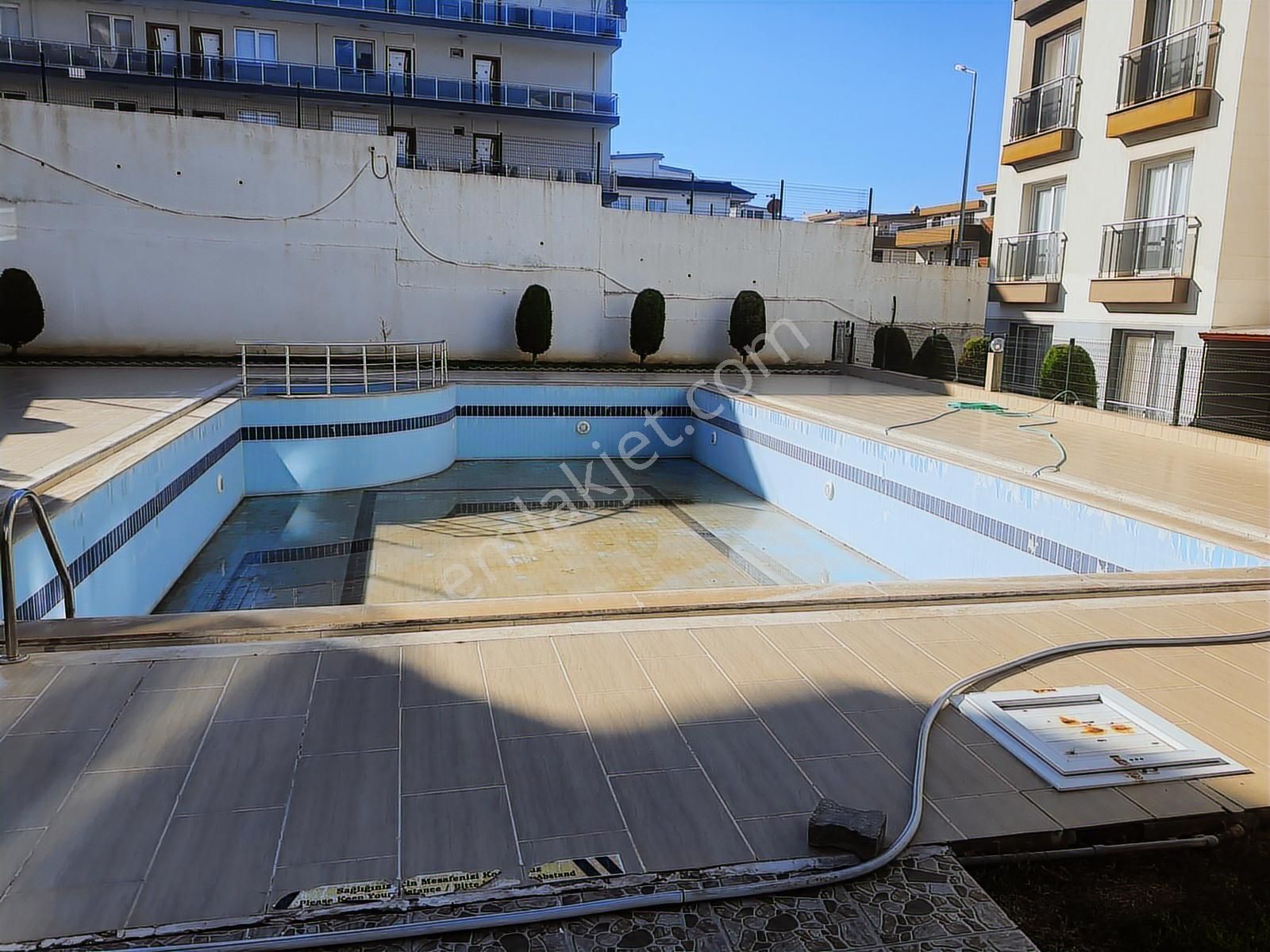 Kuşadası Değirmendere Mah. Kiralık 3+1 Daire - Görsel 12