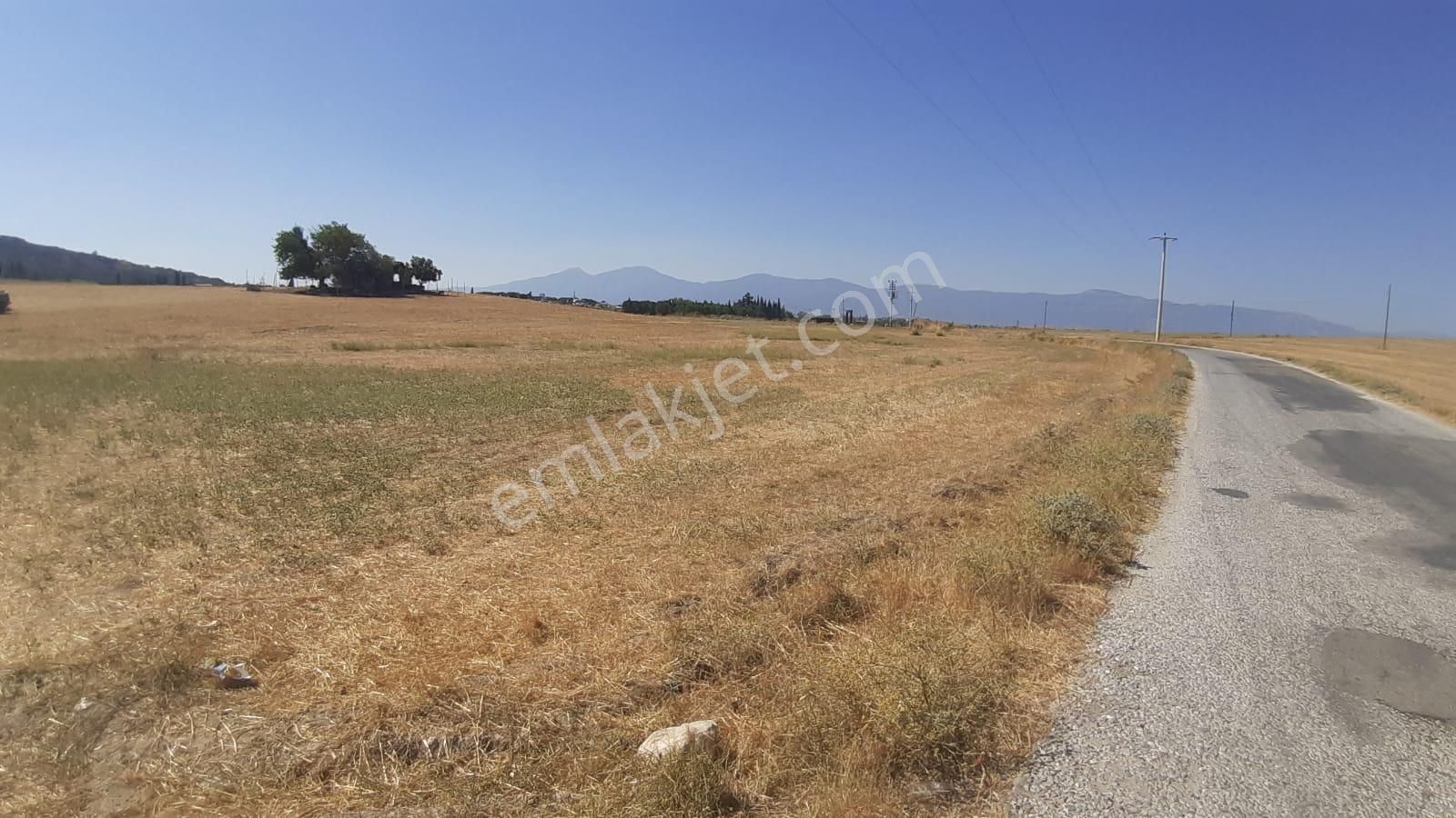 🌿 Dıdım Akköy Mahallesinde Göl Manzaralı Satılık Tarla 🌿 - Görsel 2