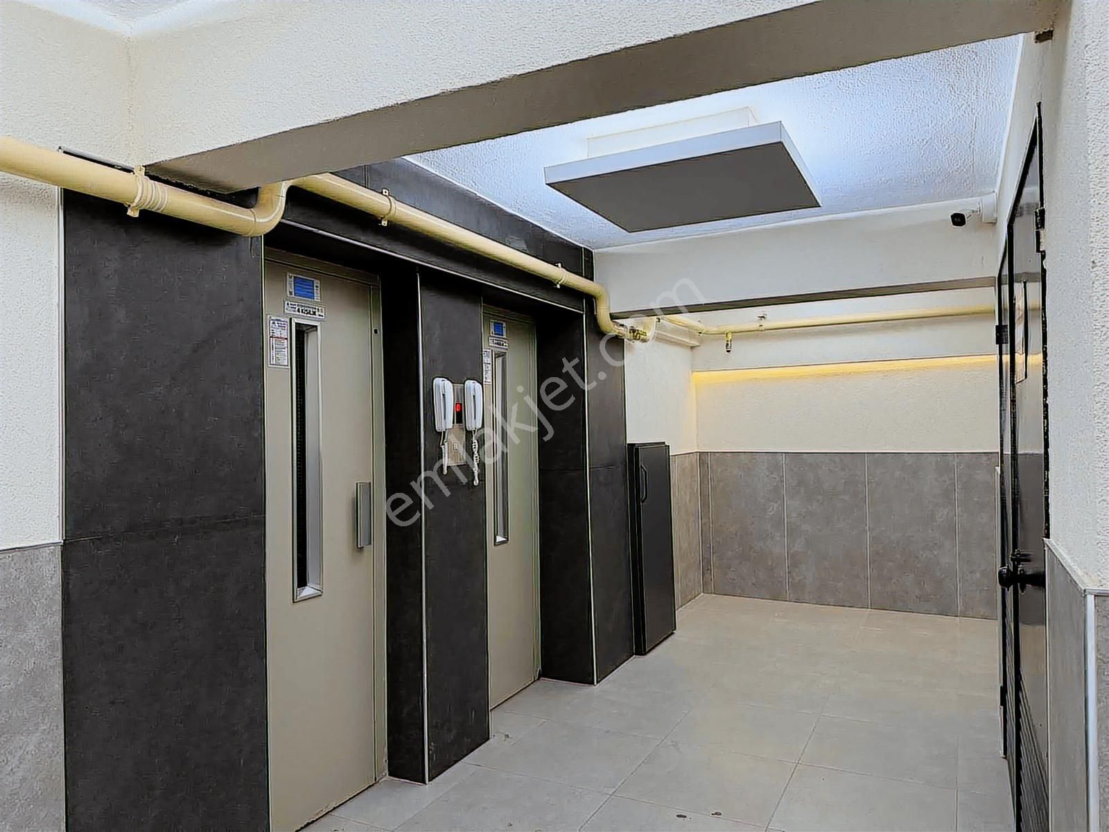 Çiğli Harmandalı Centaş Sitesinde 3+1 Eşyalı Kiralık Daire - Görsel 11