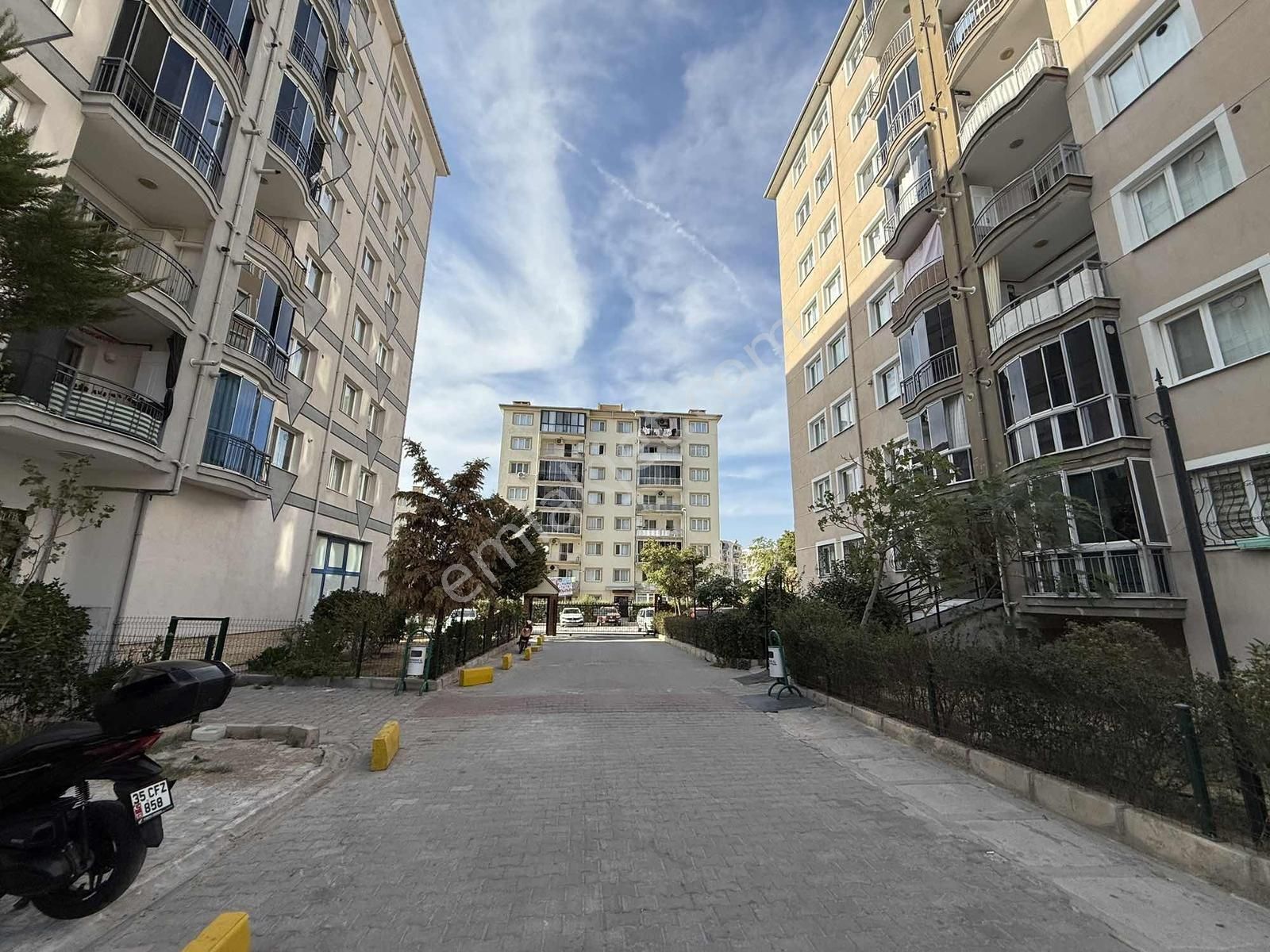 Çiğli Harmandalı Centaş Sitesinde 3+1 Eşyalı Kiralık Daire - Görsel 35