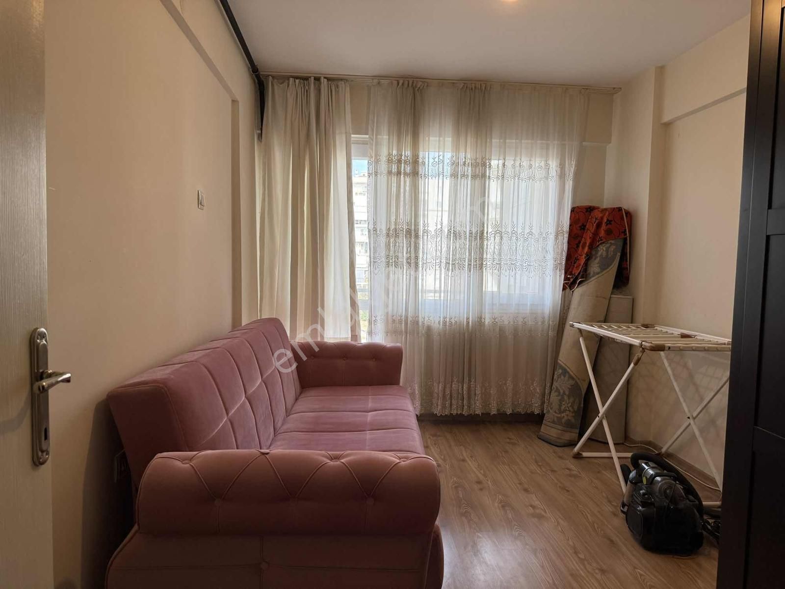 Çiğli Harmandalı Centaş Sitesinde 3+1 Eşyalı Kiralık Daire - Görsel 3