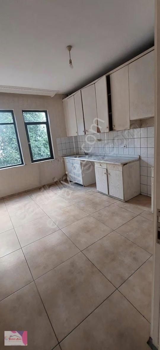 Burhanetti Onatta Cadde Üzeri Kiralık 3+1 - Görsel 13