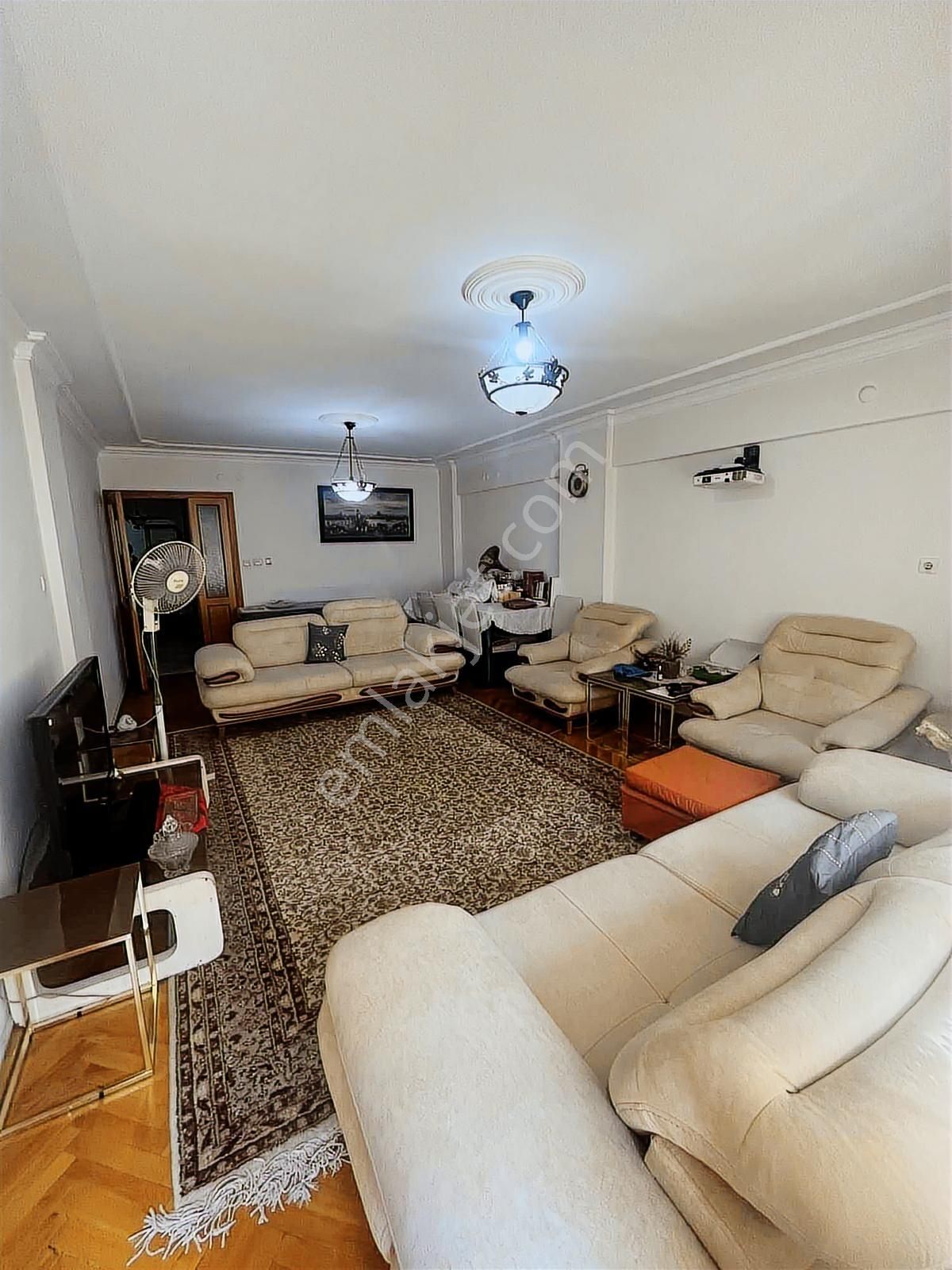 Kocabıyık Gayrimenkul'den Çaybaşı Cadde Üzeri 3+1 Arakat Daire - Görsel 6