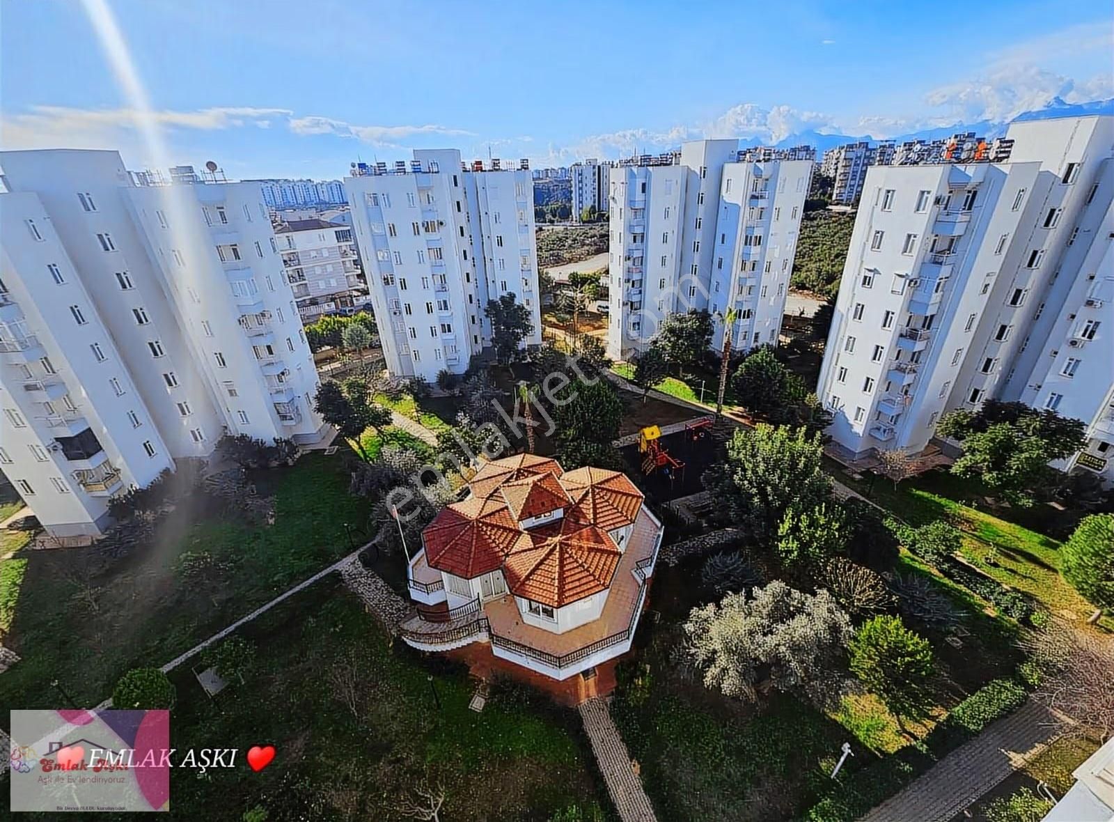 Emlak Aşkı Güvencesiyle Masadağı Site İçinde Dogalgazlı 4 Cephe - Görsel 24