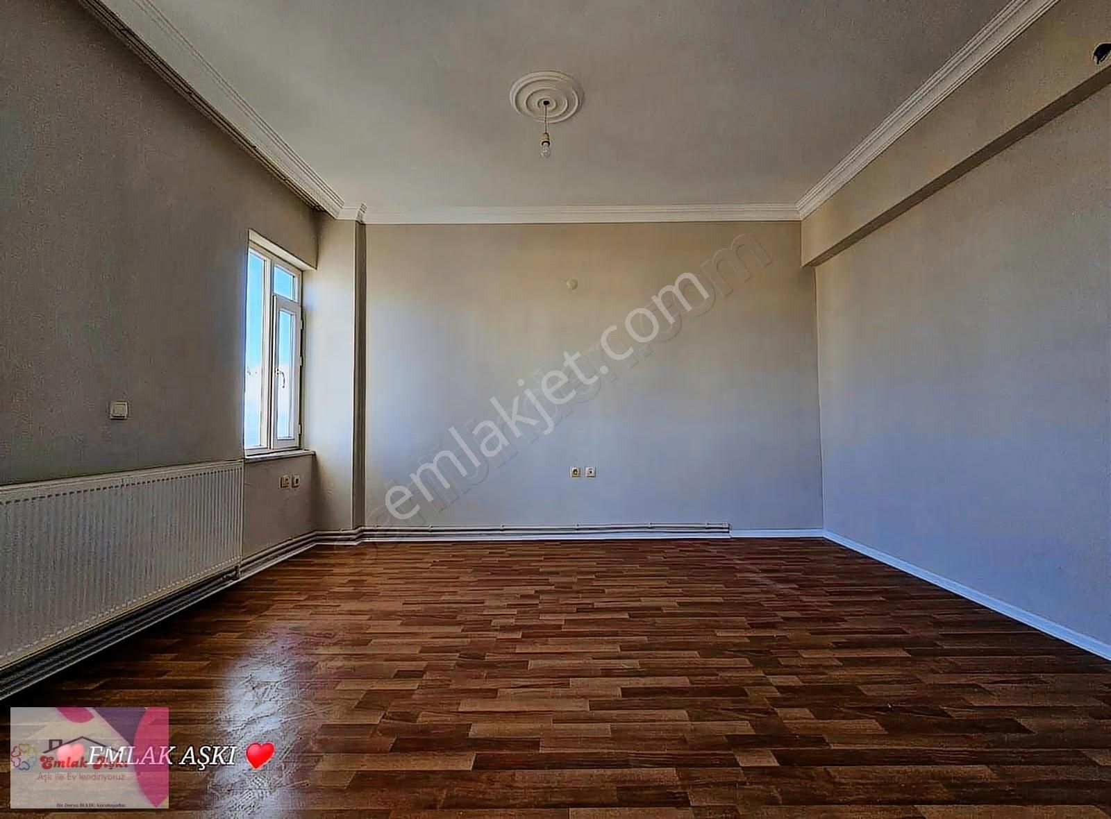 Emlak Aşkı Güvencesiyle Masadağı Site İçinde Dogalgazlı 4 Cephe - Görsel 33