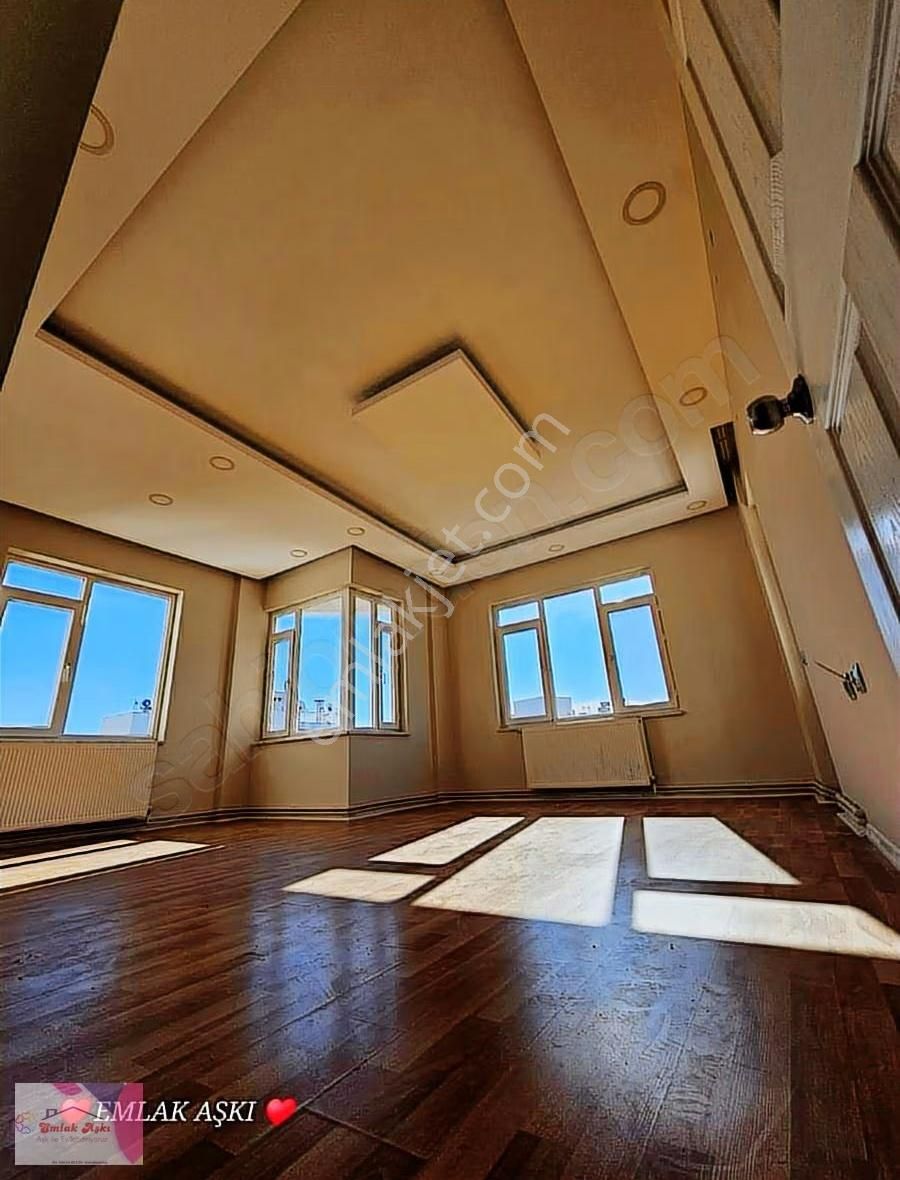 Emlak Aşkı Güvencesiyle Masadağı Site İçinde Dogalgazlı 4 Cephe - Görsel 11