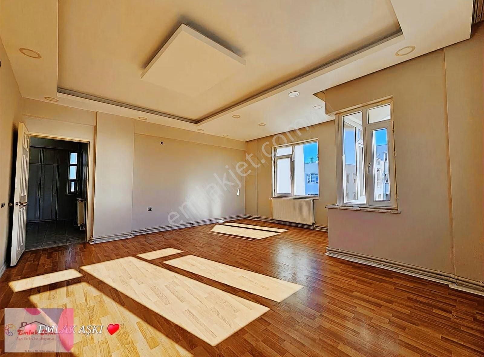 Emlak Aşkı Güvencesiyle Masadağı Site İçinde Dogalgazlı 4 Cephe - Görsel 29