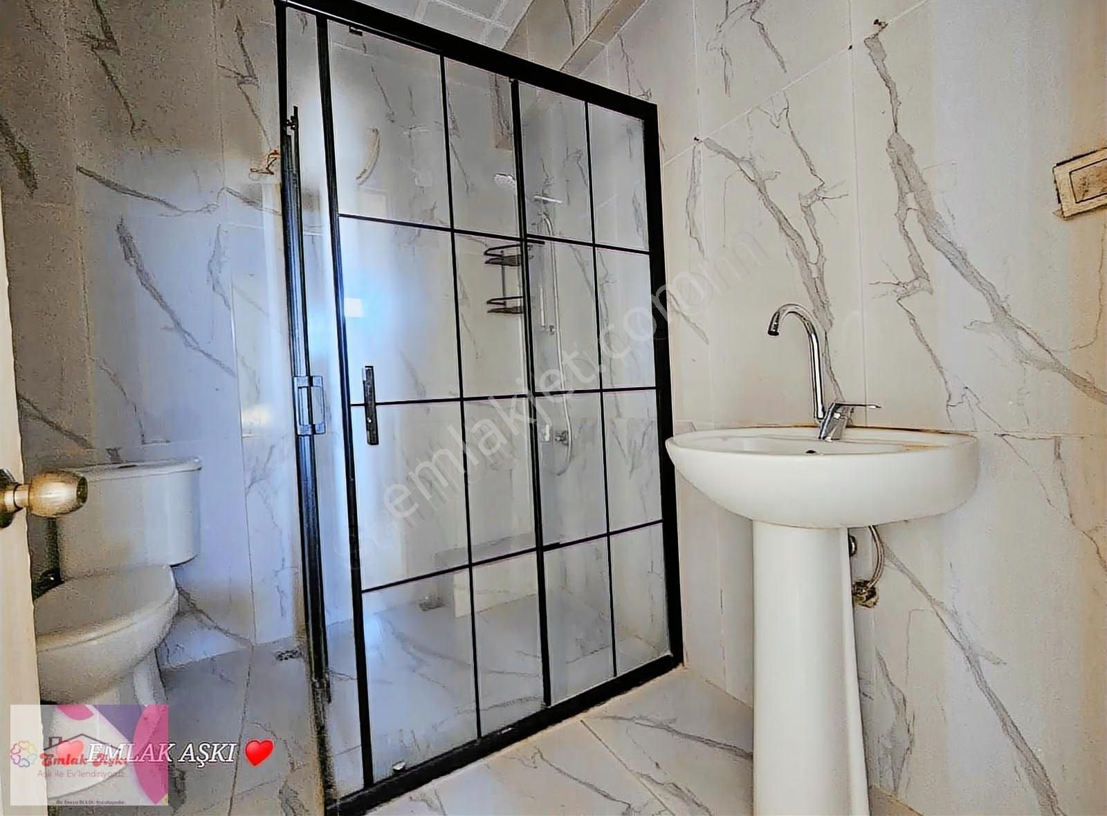 Emlak Aşkı Güvencesiyle Masadağı Site İçinde Dogalgazlı 4 Cephe - Görsel 23