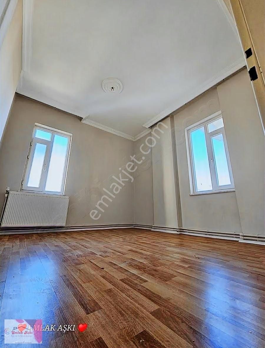 Emlak Aşkı Güvencesiyle Masadağı Site İçinde Dogalgazlı 4 Cephe - Görsel 19