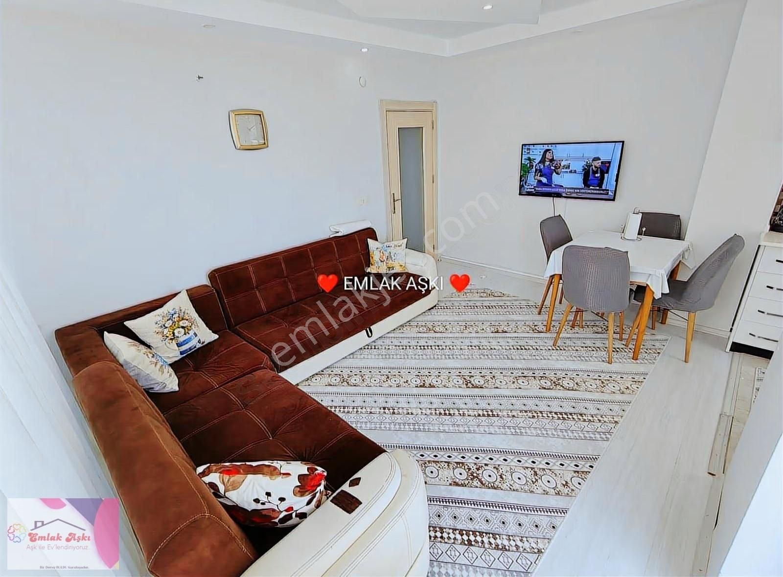 Yüzme Havuzlu Site İçinde Acil Satılık 2+1 - Görsel 3