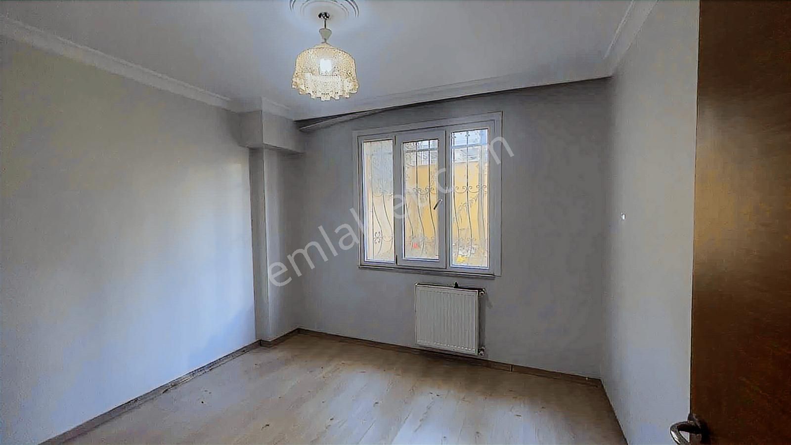 Beylikdüzü Yakuplu Mah Metrobüse Yakın Kiralık 1+1 Daire - Görsel 5