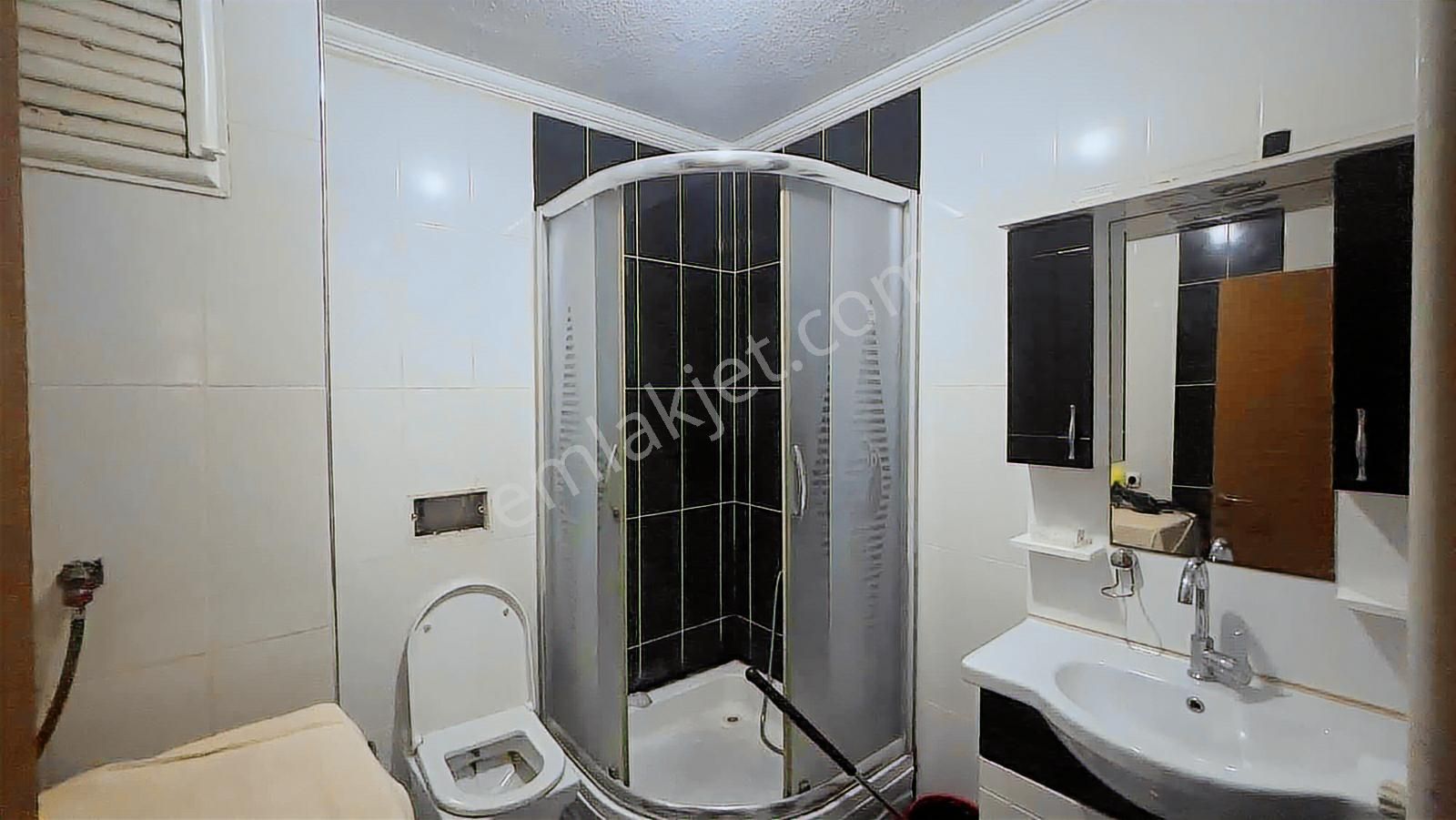 Beylikdüzü Yakuplu Mah Metrobüse Yakın Kiralık 1+1 Daire - Görsel 3