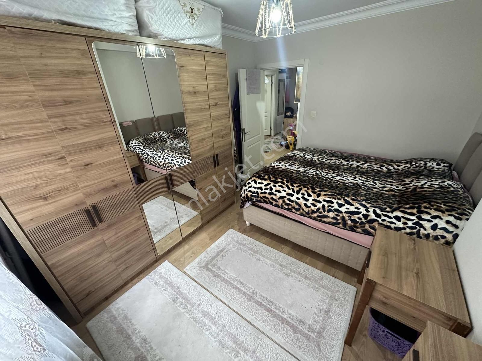 !! Acil !! Mülksahibi Oturuyor Satılık 1. Kat Daire 5.200.000 Tl - Görsel 22