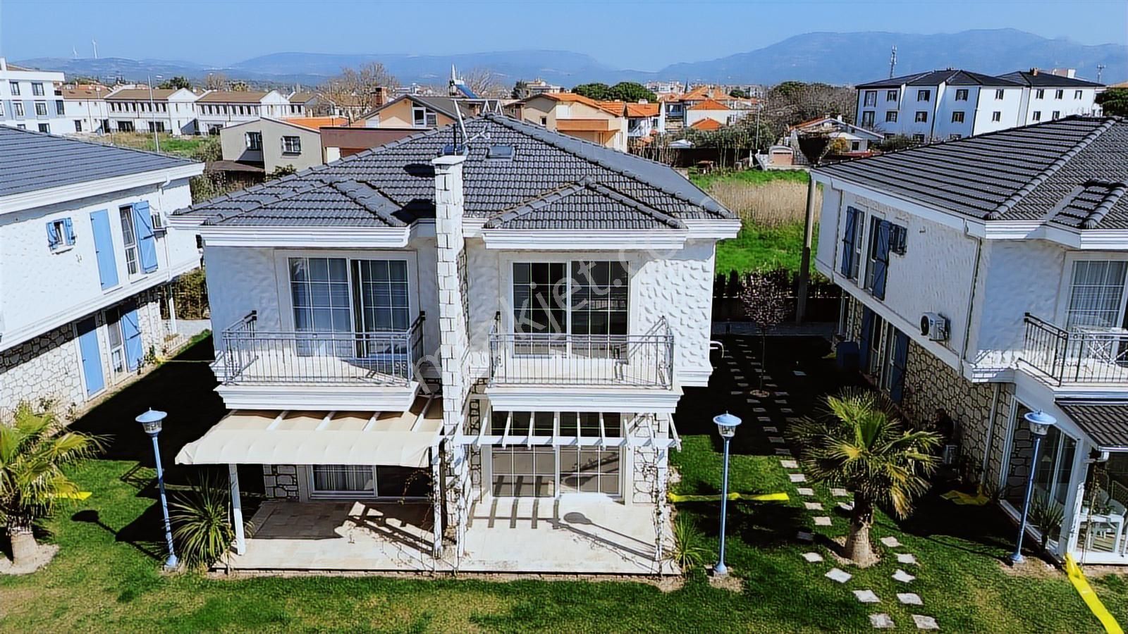 Era Angel'dan Altınova Siber Life Sitesinde Satılık 3+1 Villa - Görsel 22