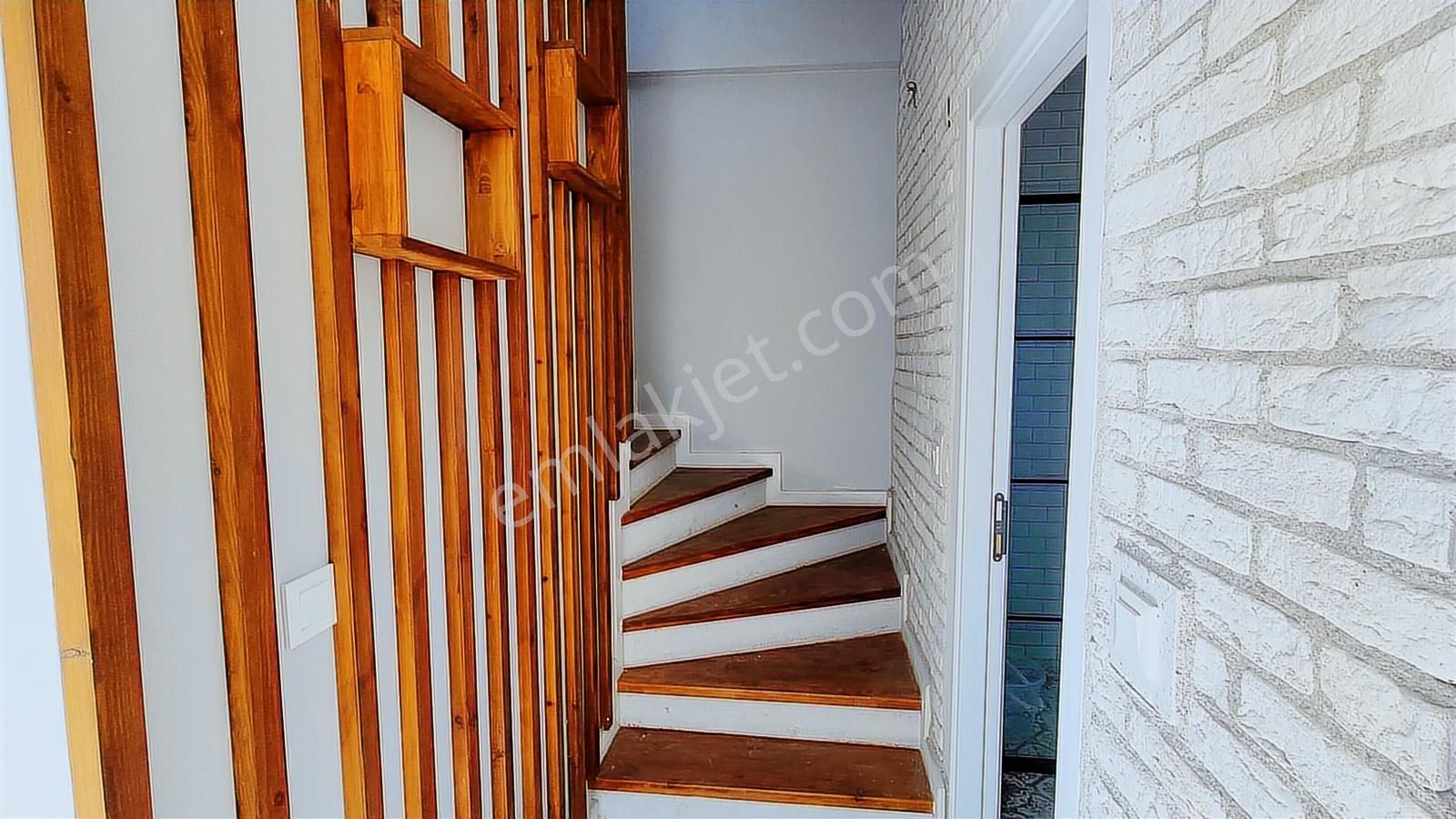 Era Angel'dan Altınova Siber Life Sitesinde Satılık 3+1 Villa - Görsel 21