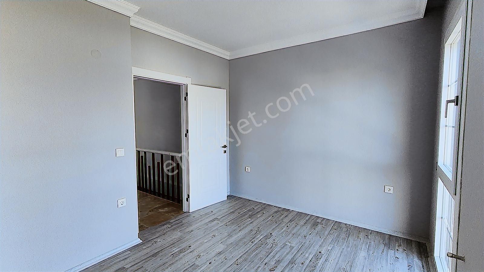 Era Angel'dan Altınova Siber Life Sitesinde Satılık 3+1 Villa - Görsel 11