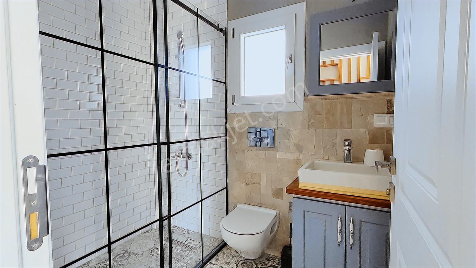 Era Angel'dan Altınova Siber Life Sitesinde Satılık 3+1 Villa - Görsel 26