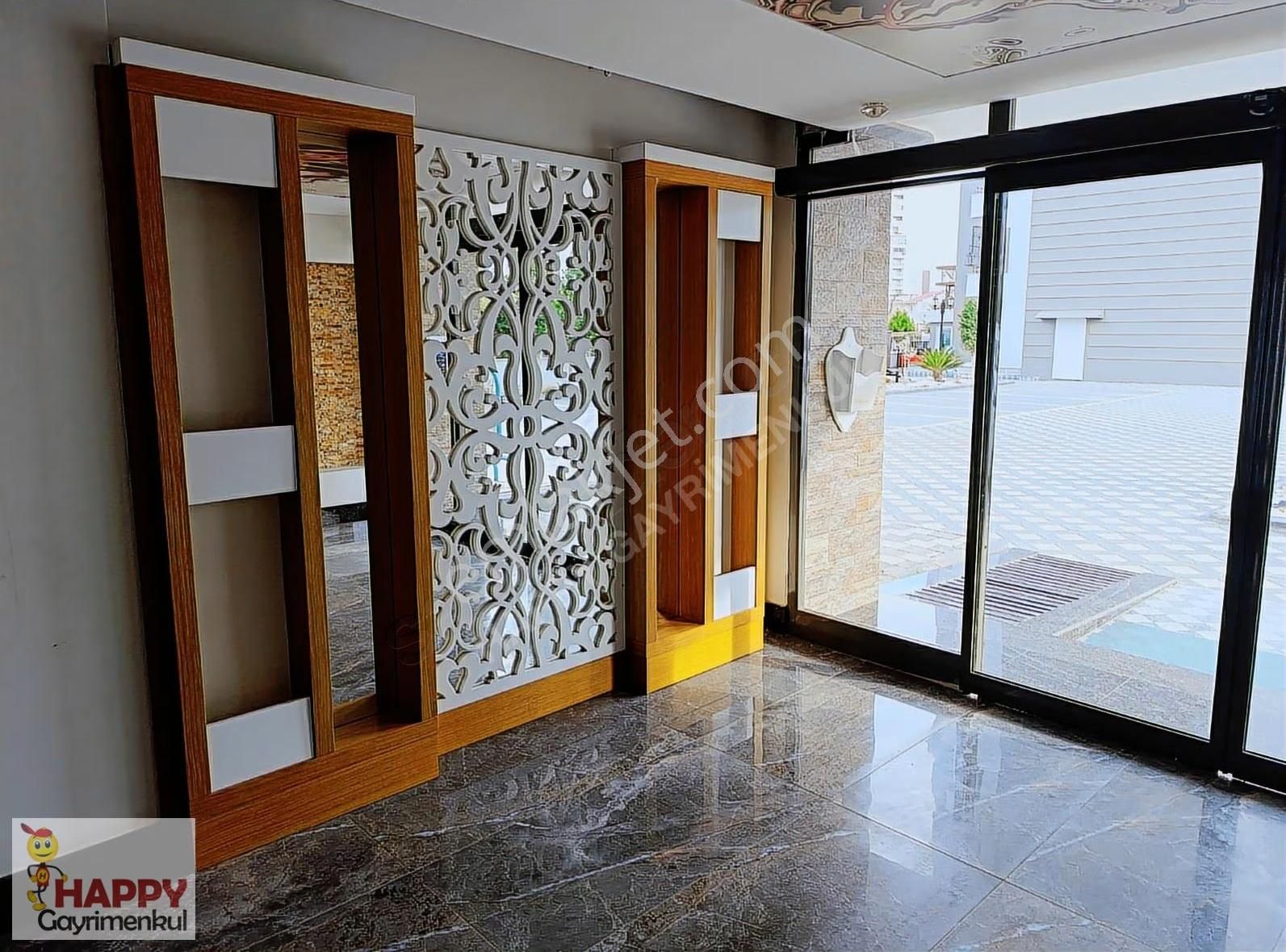 Yuz.yil A.eller Okulu Arkası 3+1 Site, Giyinme Odali Geniş Daire