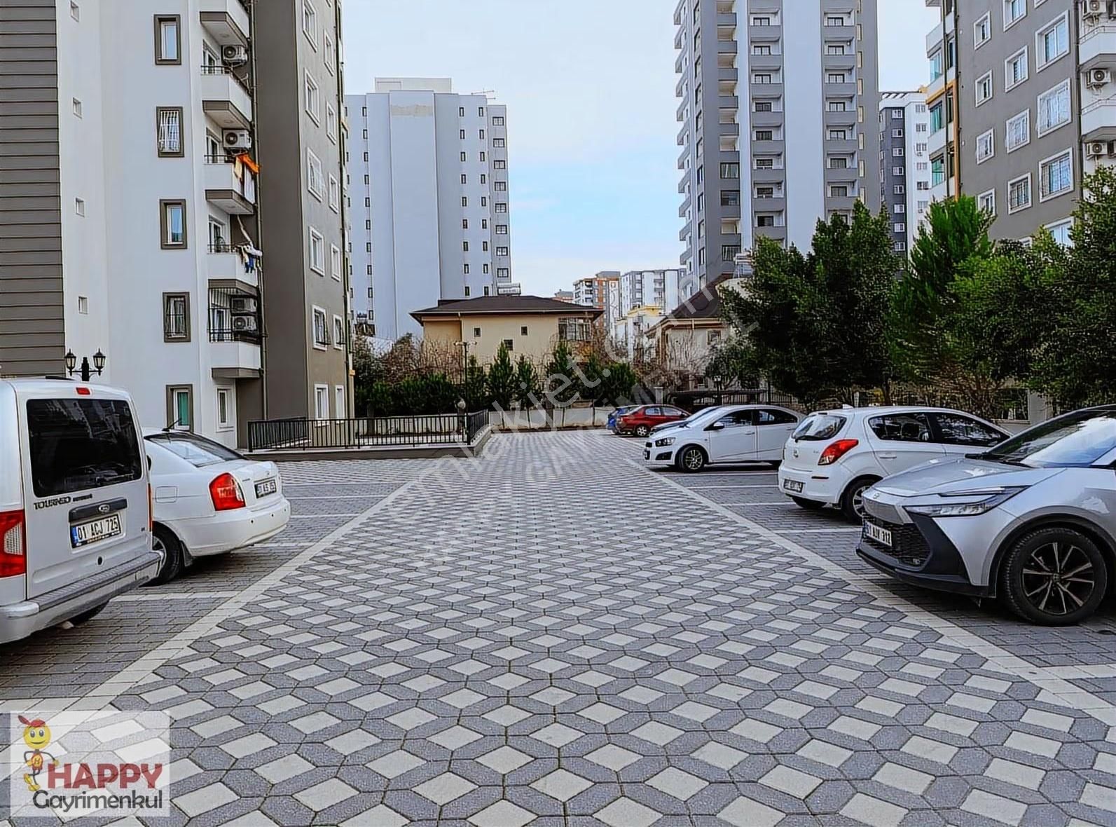 Yuz.yil A.eller Okulu Arkası 3+1 Site, Giyinme Odali Geniş Daire - Görsel 9