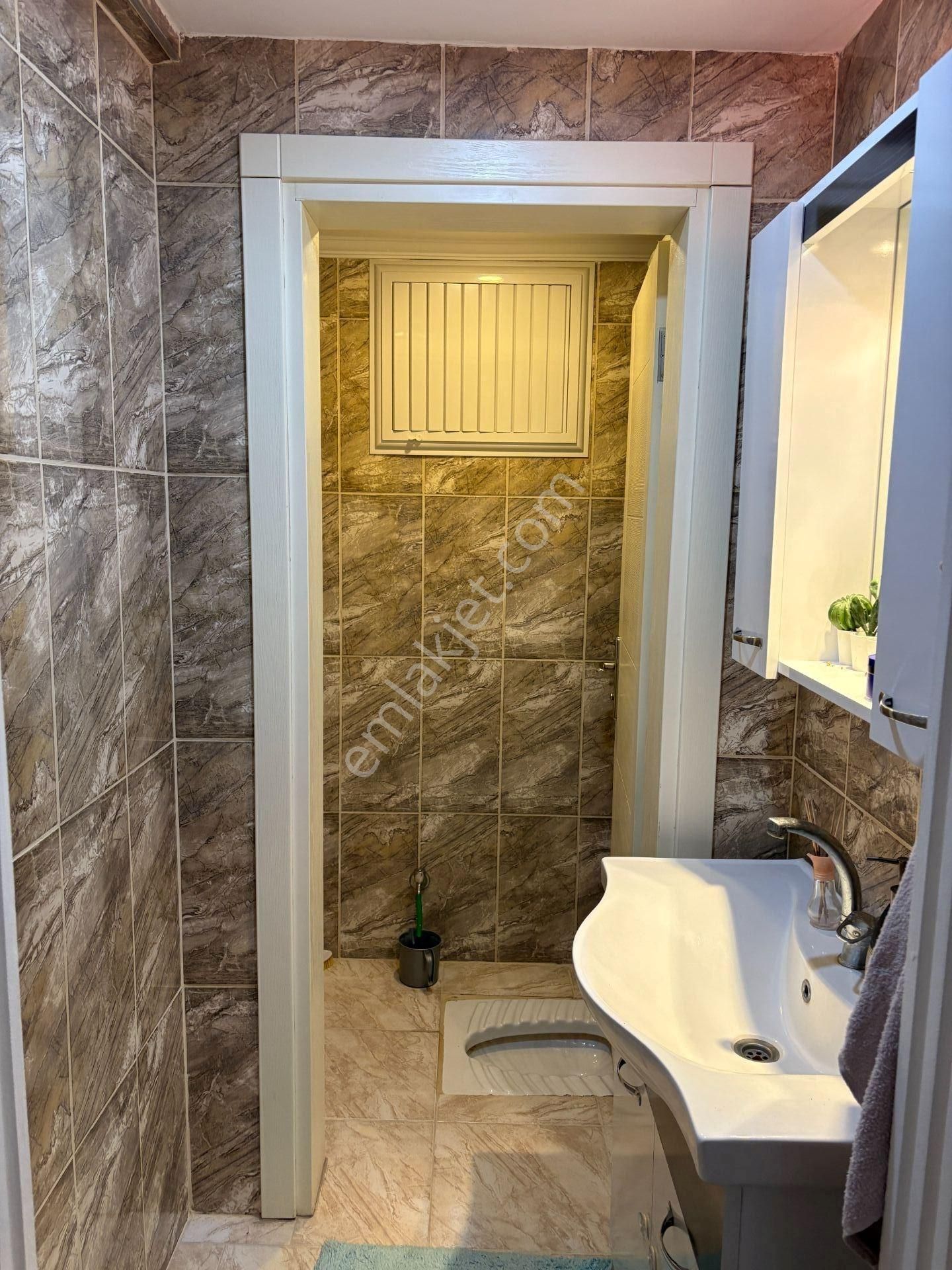 Milas Merkezde Doğalgazlı 3+1 Kiralık Daire - Görsel 12