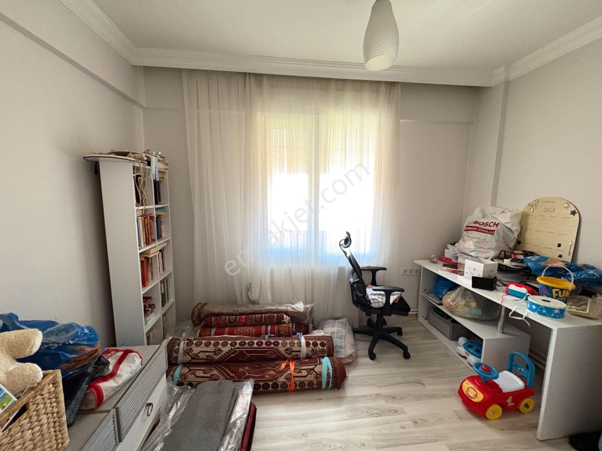 Milas Merkezde Doğalgazlı 3+1 Kiralık Daire - Görsel 18