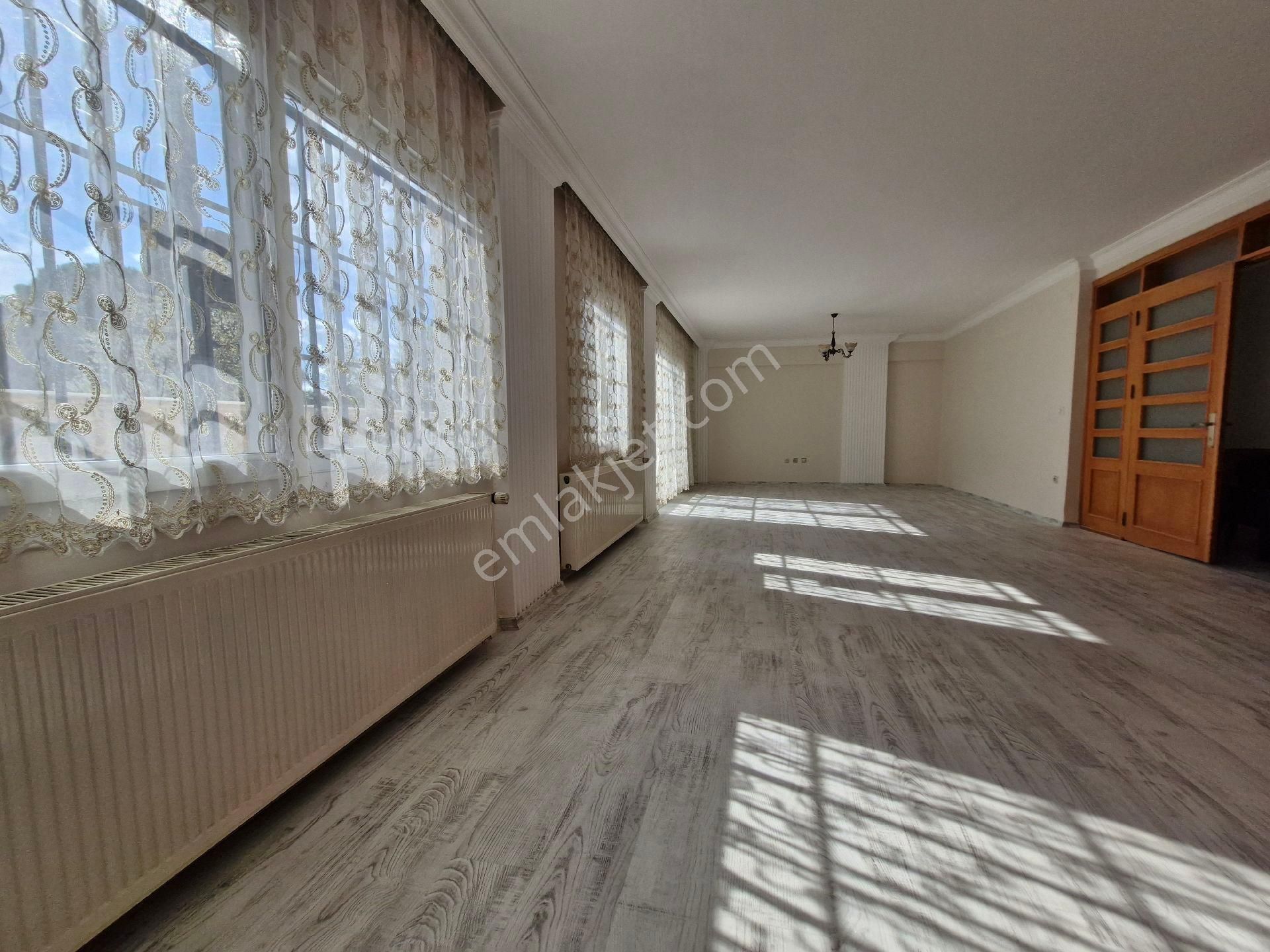 Yalı Da 4+1 Özel Otoparklı Çift Cephe Satılık Zemin Dubleks Mkd Emlaktan - Görsel 27