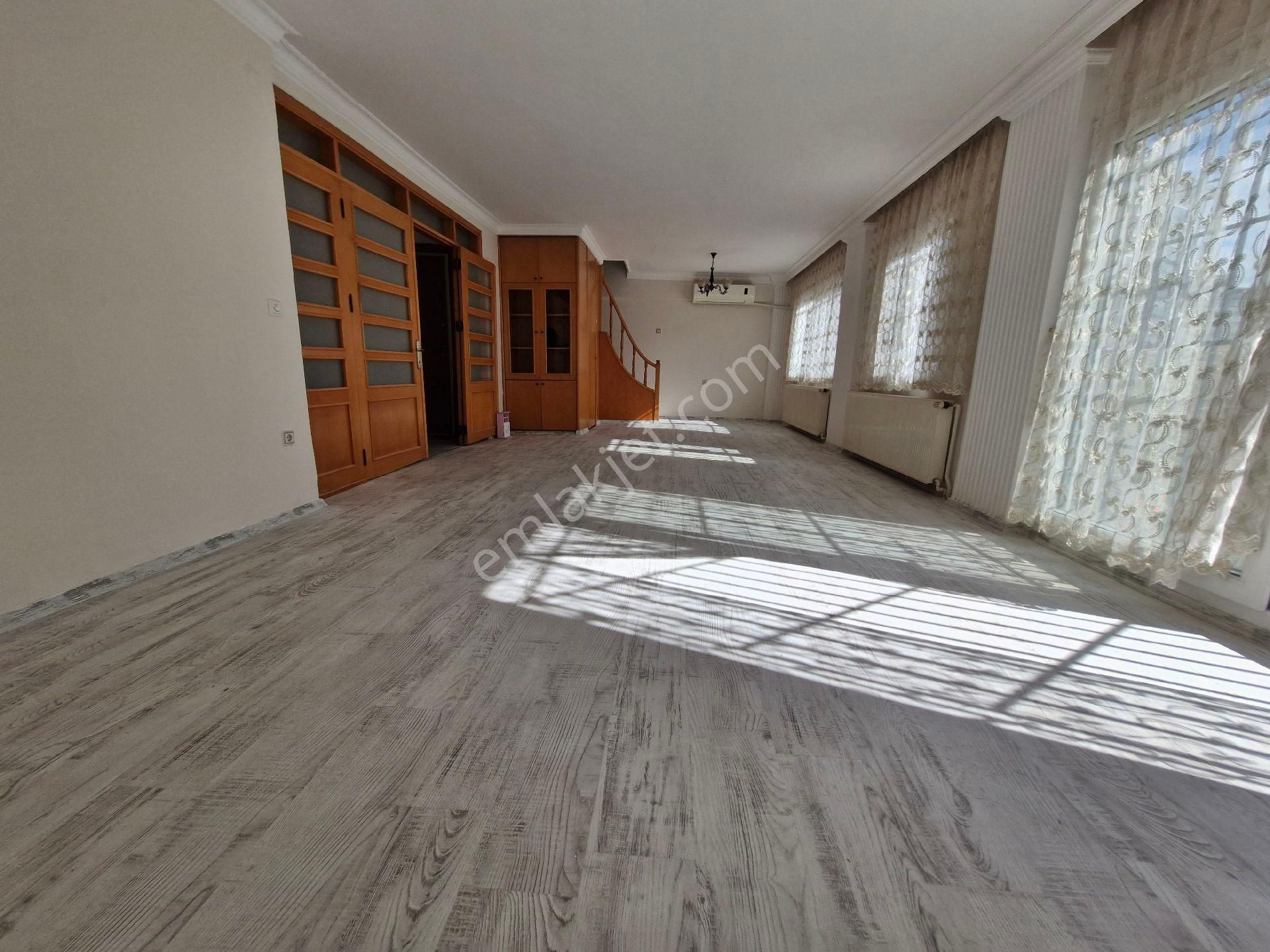 Yalı Da 4+1 Özel Otoparklı Çift Cephe Satılık Zemin Dubleks Mkd Emlaktan - Görsel 2