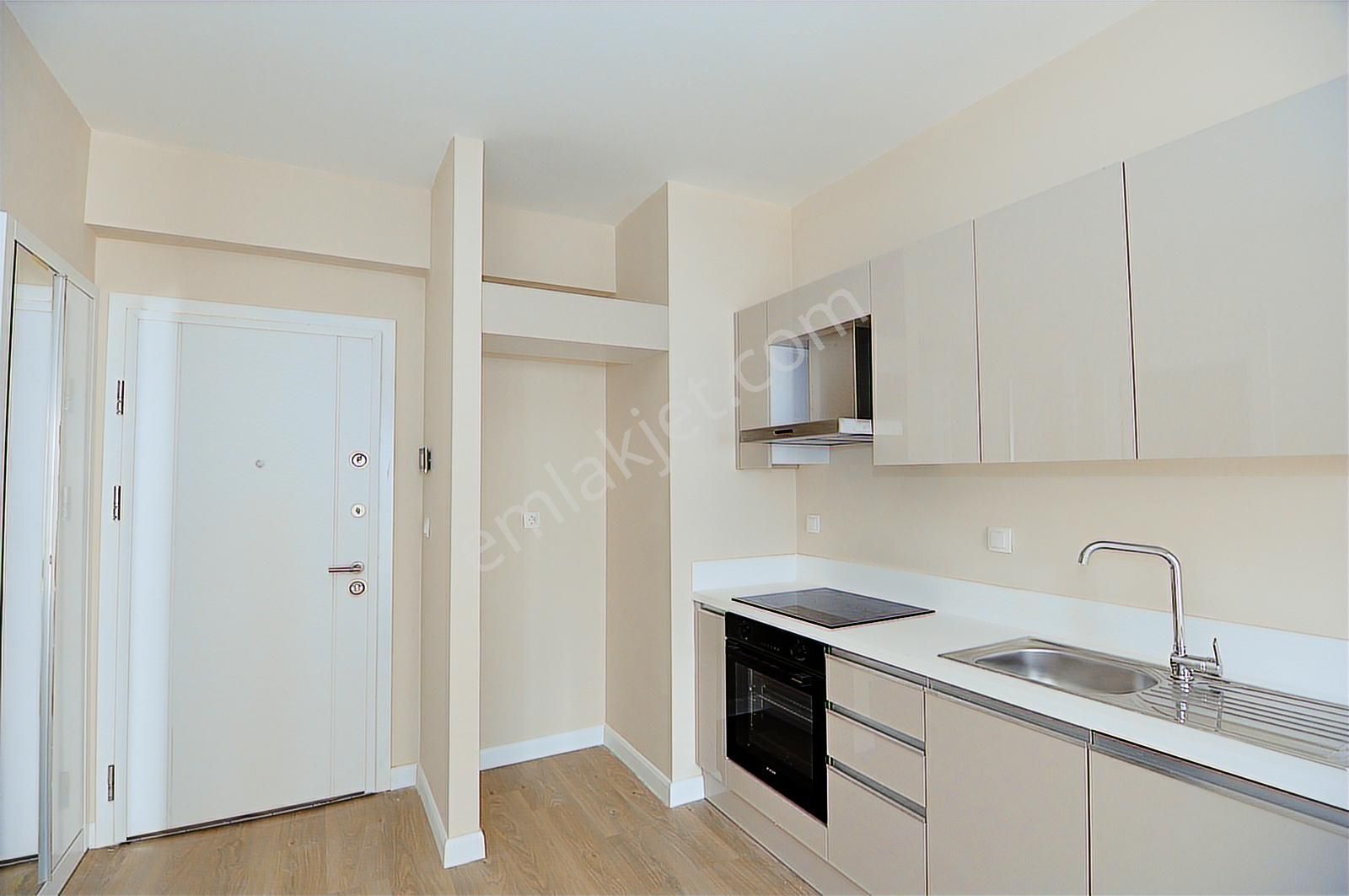 Sur Yapı Cadde'de "balkonlu" Kiralık 1+1 Daire - Görsel 4