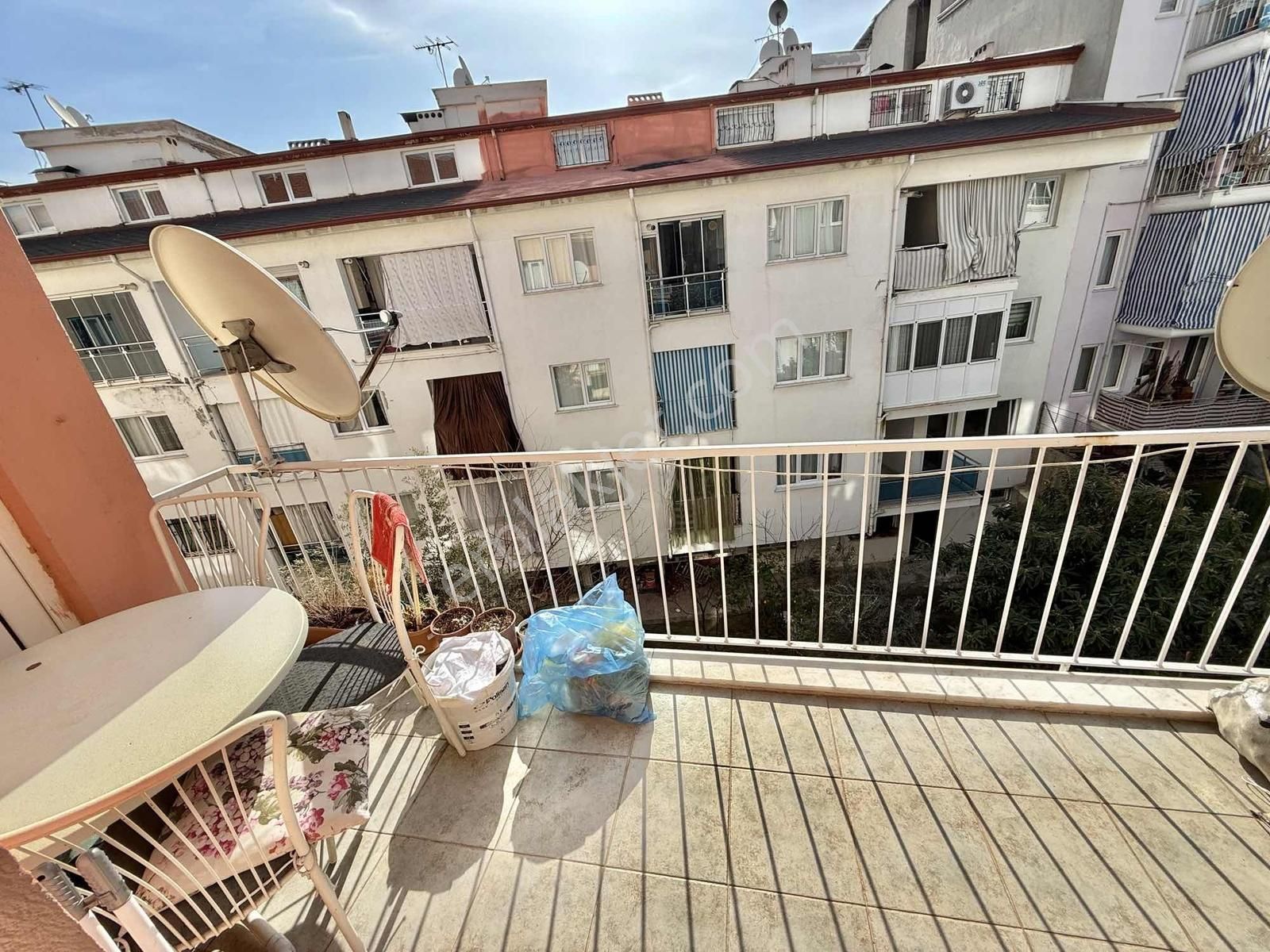 Değirmenönü'nde 3+1 Arakat Çift Balkonlu Daire - Görsel 26