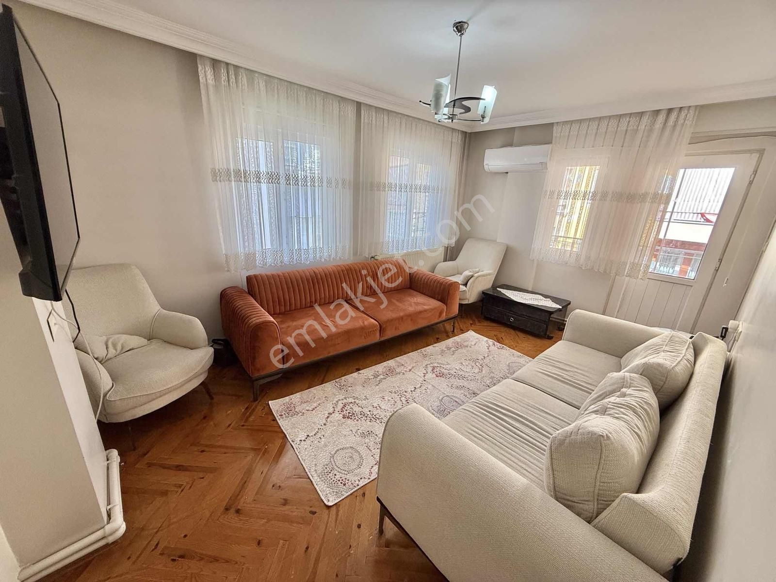 Değirmenönü'nde 3+1 Arakat Çift Balkonlu Daire - Görsel 14