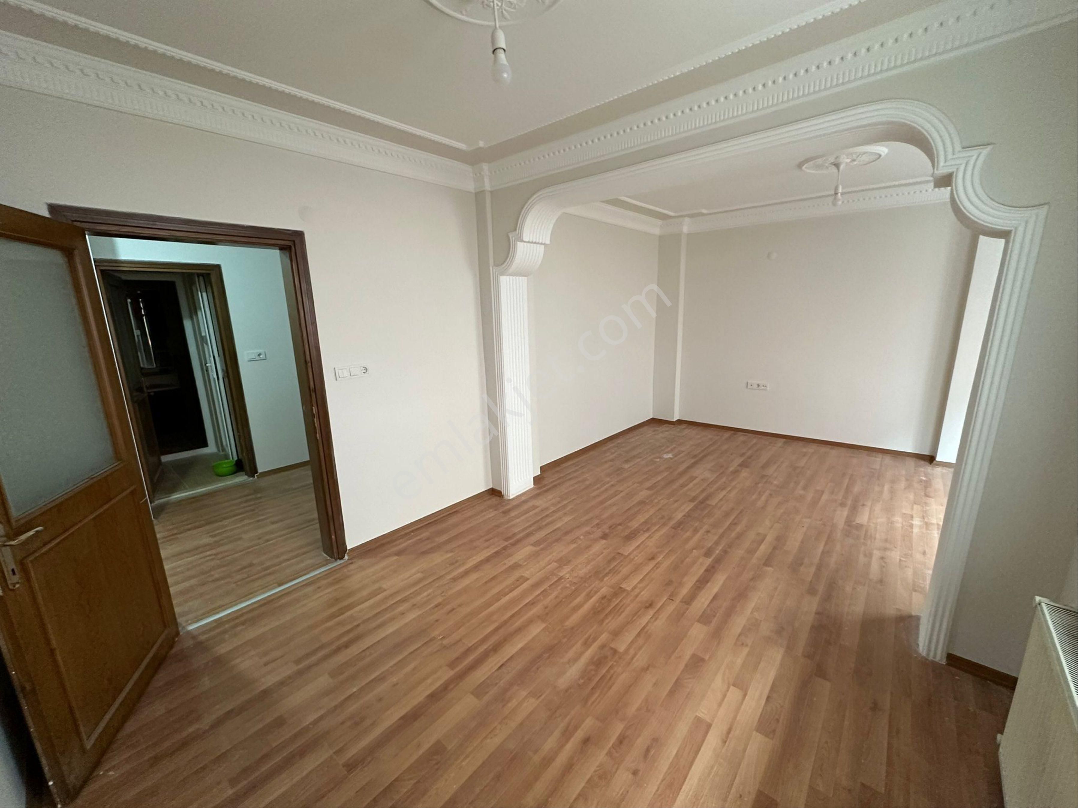 Aydın İnş.sultançiftliği Mah 2+1 110m2 2.kat Banyo Wc Si, Ayrı - Görsel 2