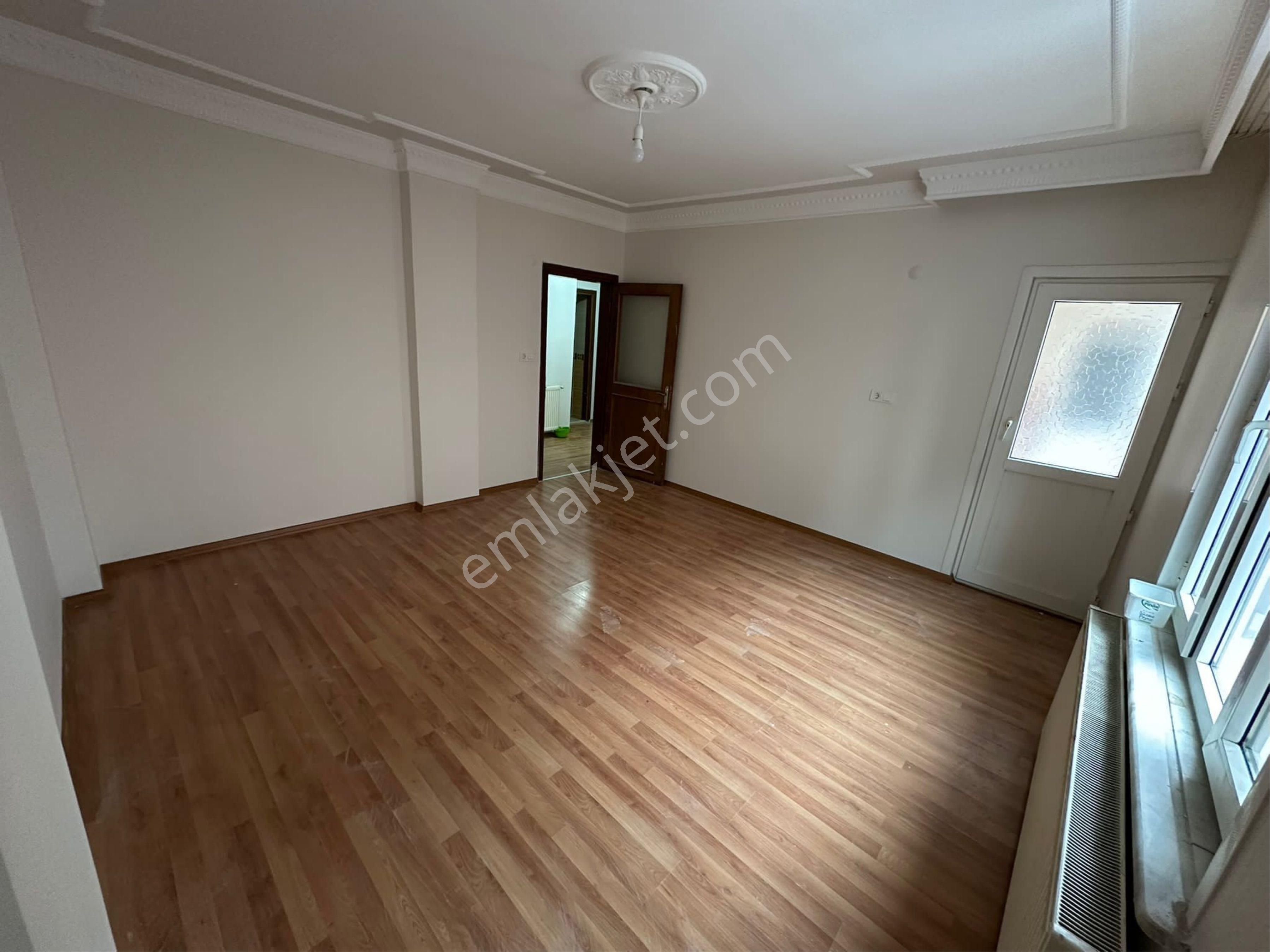 Aydın İnş.sultançiftliği Mah 2+1 110m2 2.kat Banyo Wc Si, Ayrı - Görsel 6