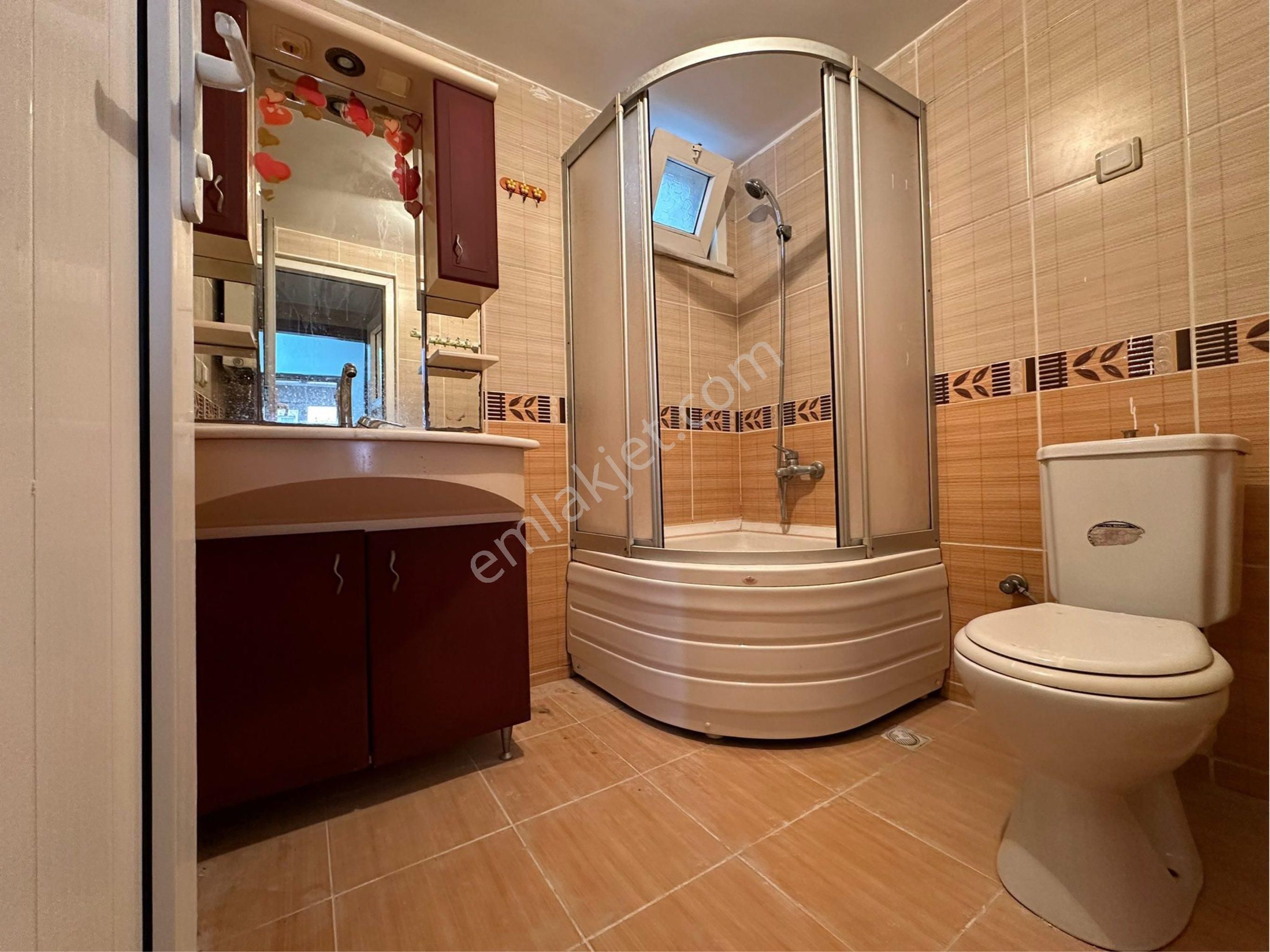 Aydın İnş.sultançiftliği Mah 2+1 110m2 2.kat Banyo Wc Si, Ayrı - Görsel 11
