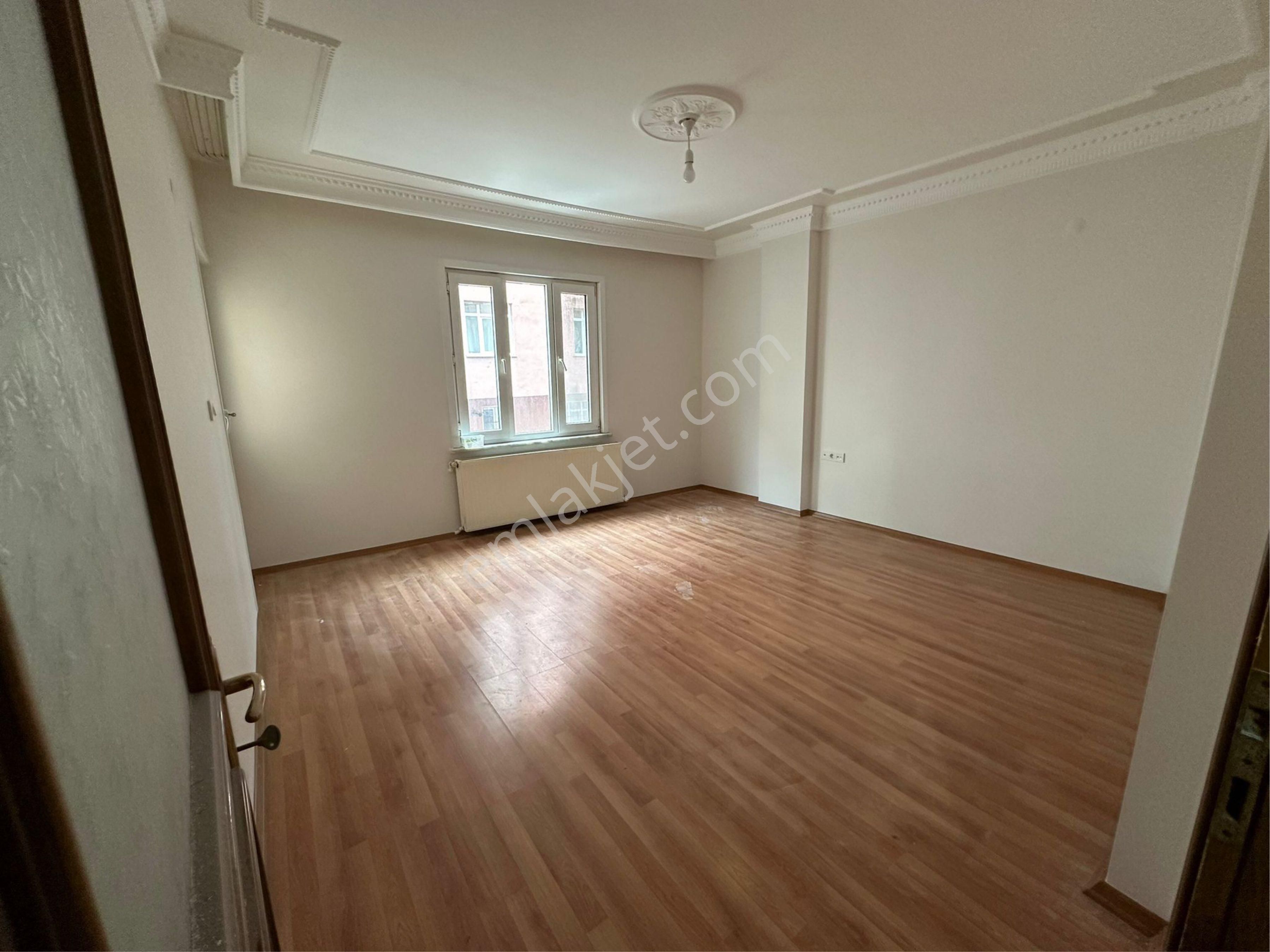 Aydın İnş.sultançiftliği Mah 2+1 110m2 2.kat Banyo Wc Si, Ayrı - Görsel 3