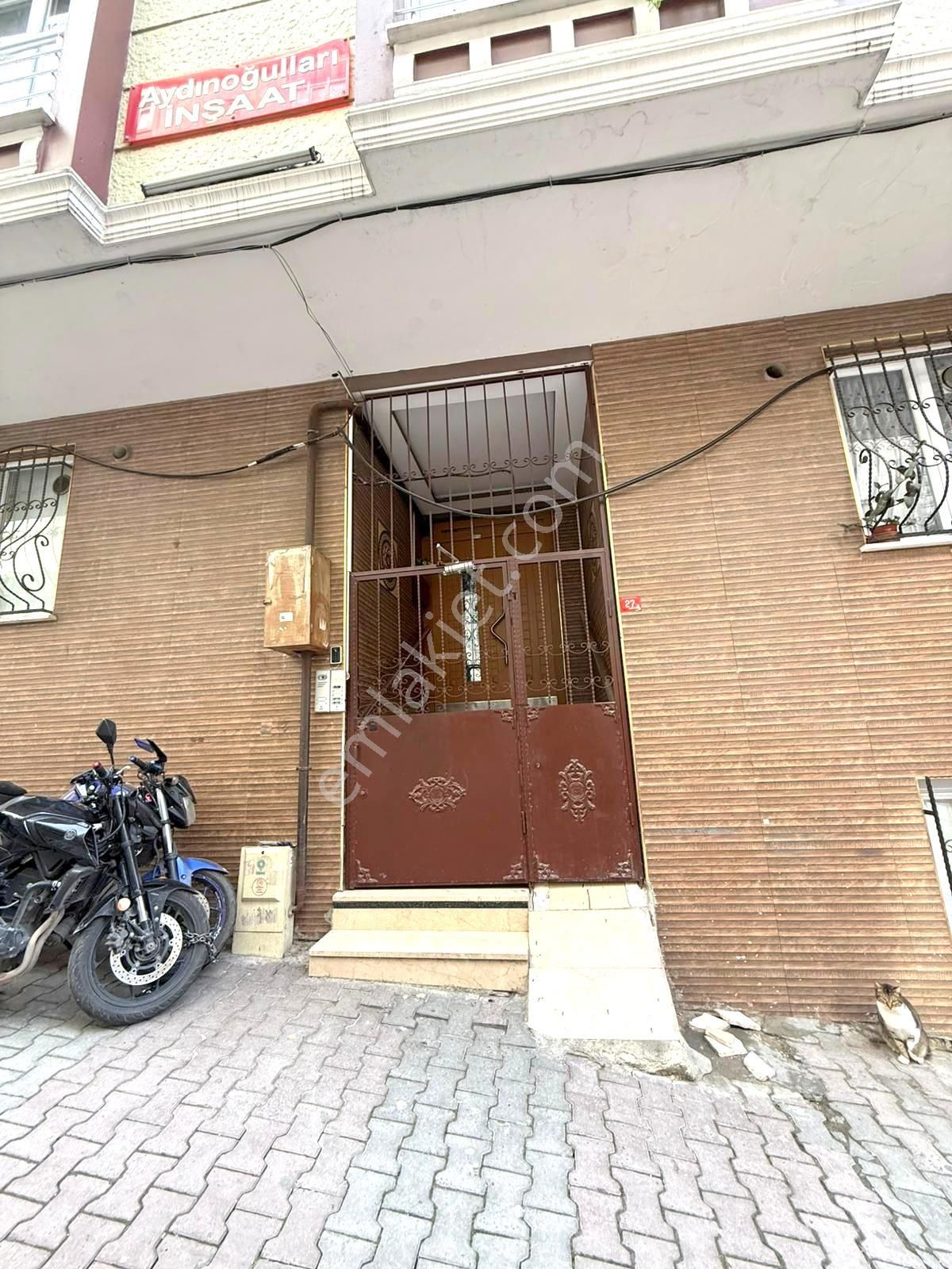 Tutardan Kat Mülkiyetli Metrobüse 10 Dk 2+1 1.kat Daire - Görsel 5
