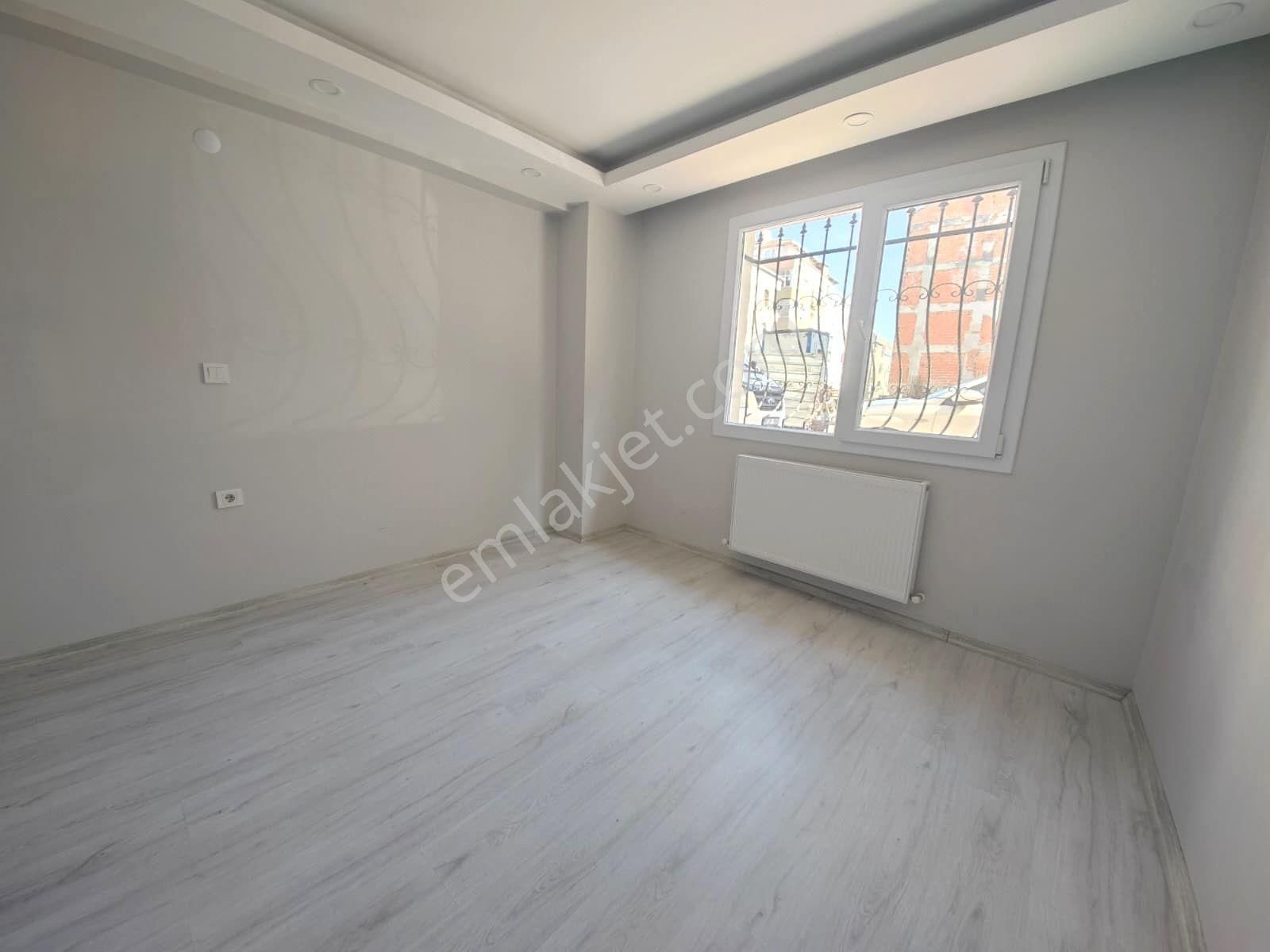 Tutar Emlak Dan Tapu Masrafsız 1+1 İskanlı 1 Yaşında Daire - Görsel 8