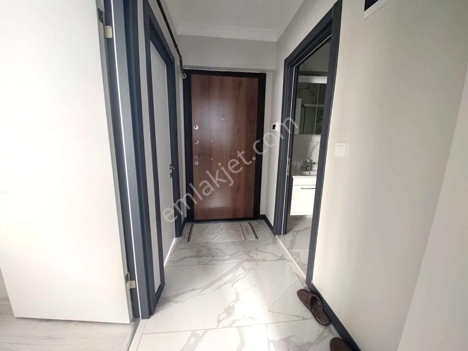 Tutar Emlak Dan Tapu Masrafsız 1+1 İskanlı 1 Yaşında Daire - Görsel 3