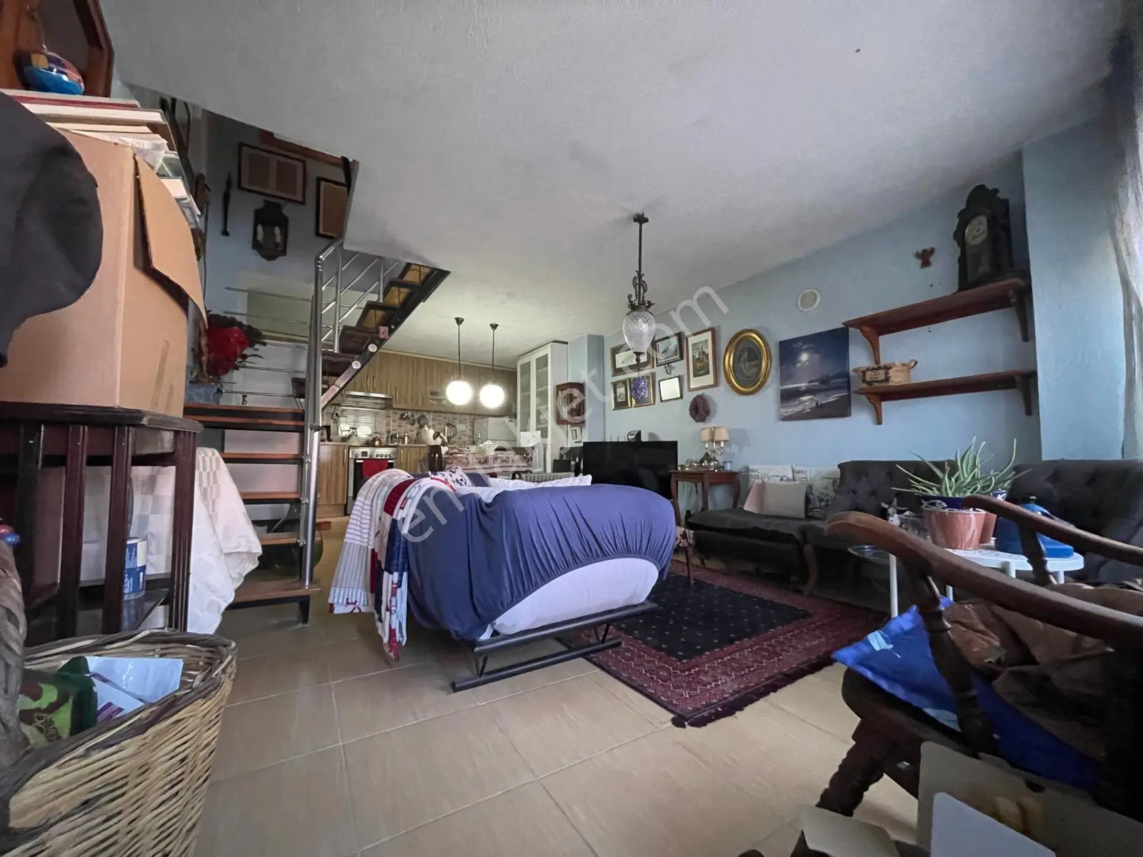Ayvalık Merkez'de Teraslı 2 Katlı 2+1 Müstakil Evi - Görsel 4