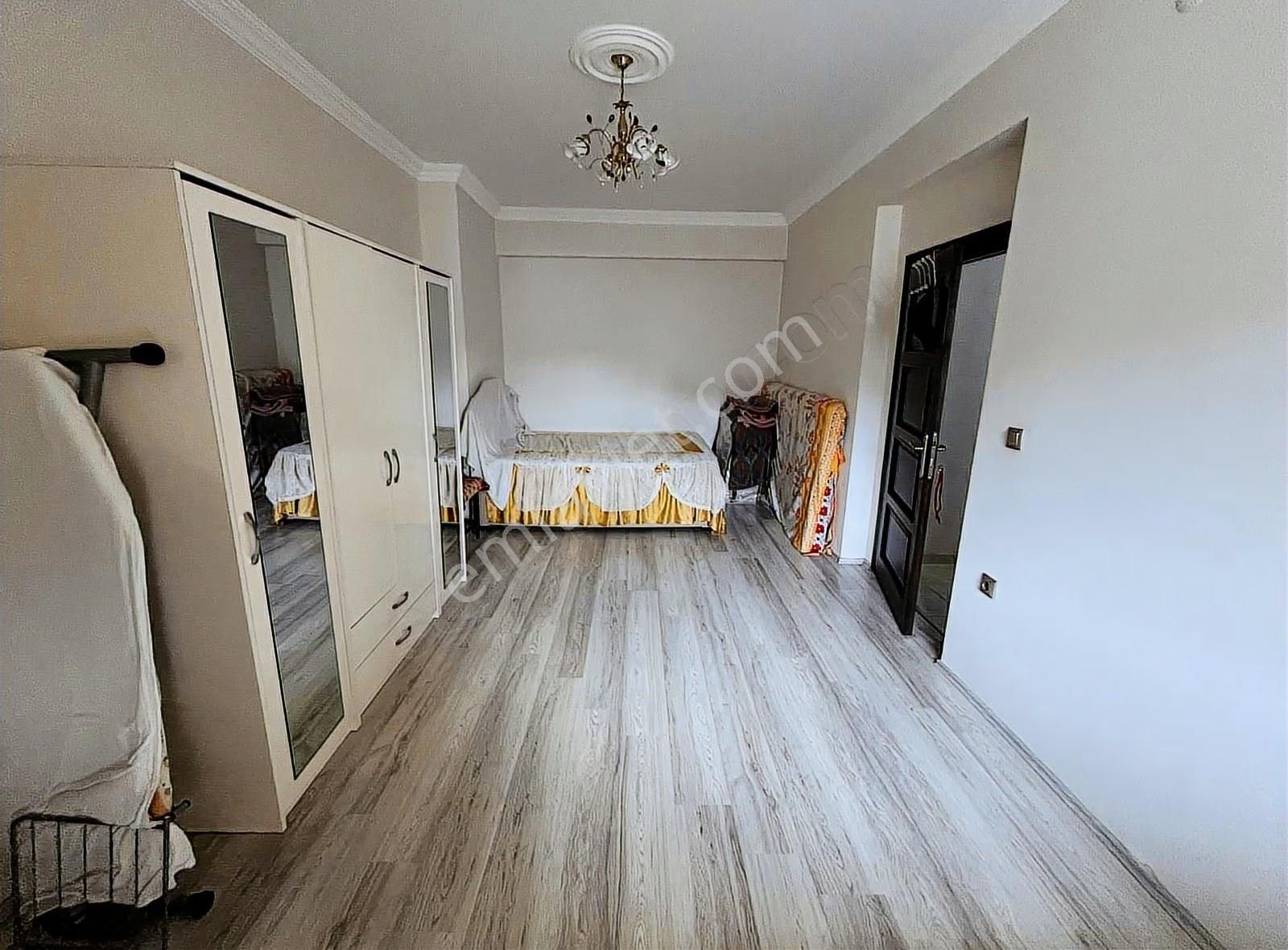 Sürmene Yemişli'de Site İçersinde Satılık Yüksek Kat Ferah Daire - Görsel 19