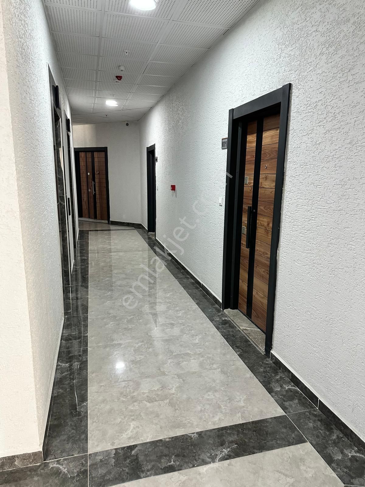 Yek Tower'da Adliye & Metroya 5 Dk Mesafede Prestijli Ofisler !! - Görsel 9