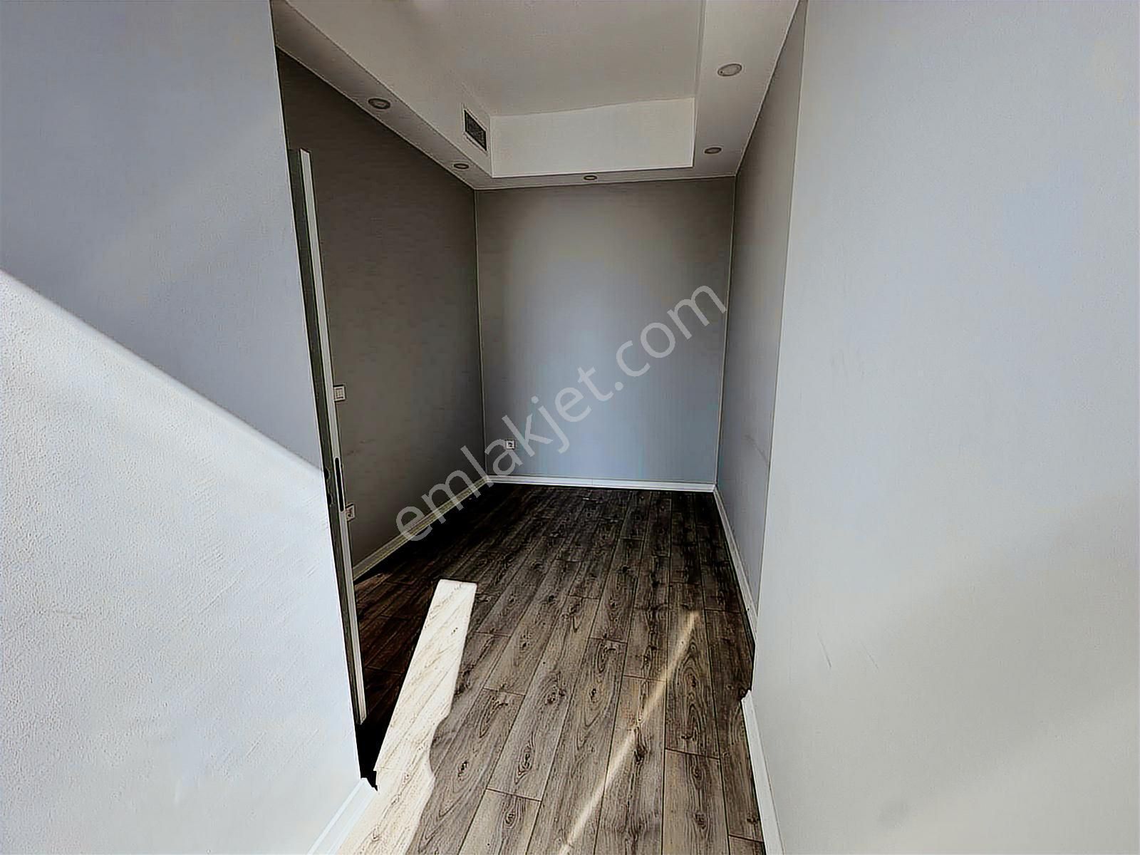 Yek Tower'da Adliye & Metroya 5 Dk Mesafede Prestijli Ofisler !! - Görsel 8