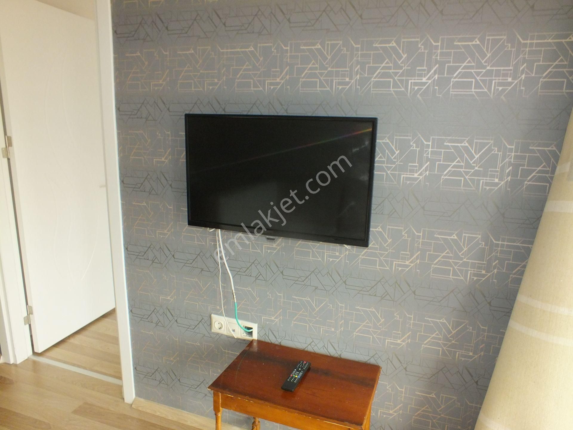 Cumhuriyet Mahallesinde Satılık 1+1 Doğalgazı Daire - Görsel 7