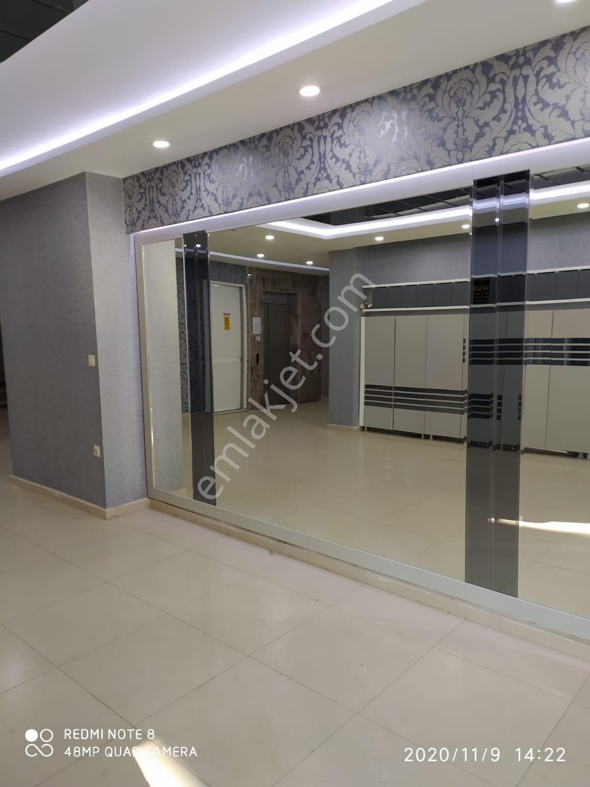 Cumhuriyet Mahallesinde Satılık 1+1 Doğalgazı Daire - Görsel 30