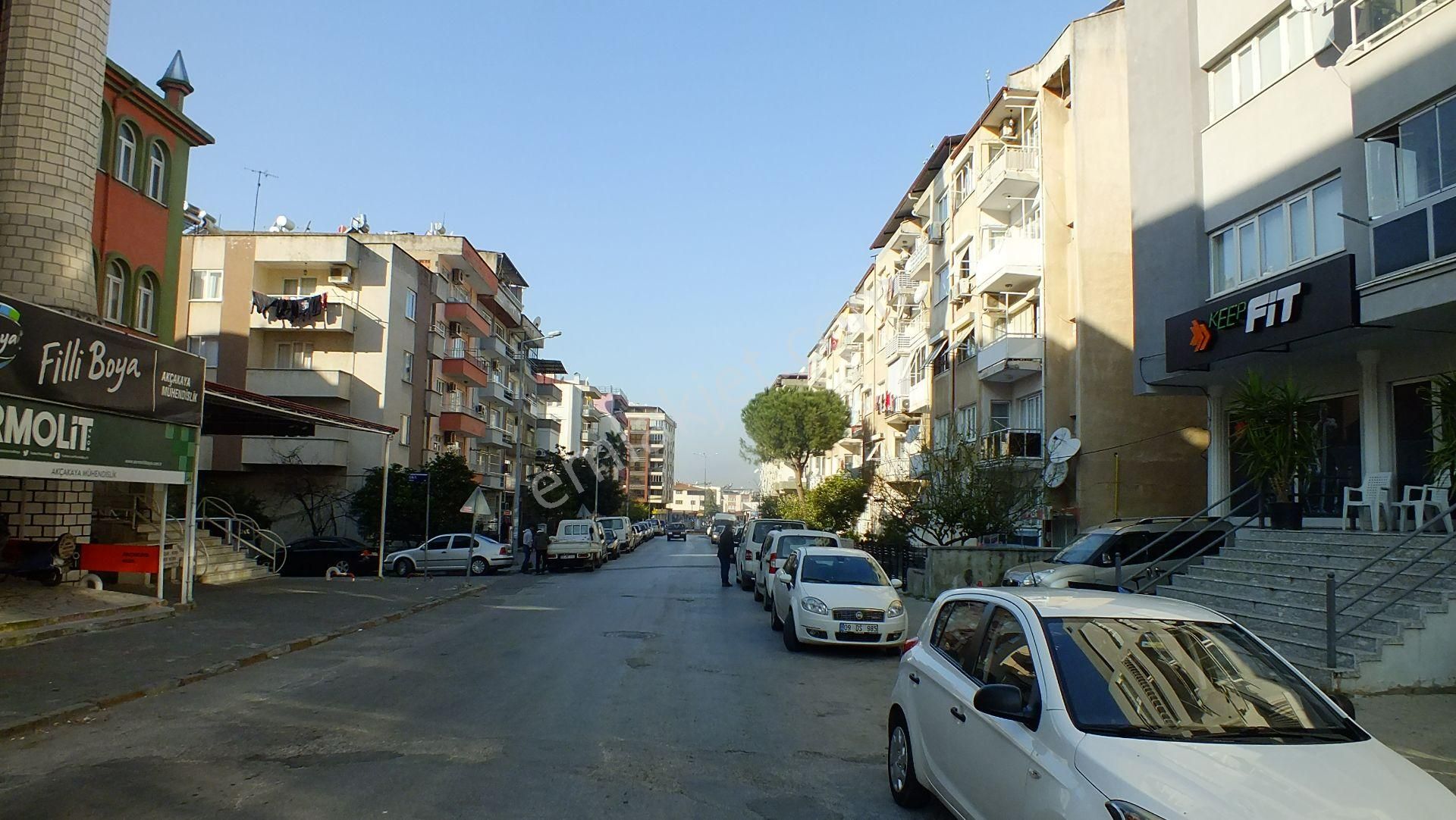 Cumhuriyet Mahallesinde Satılık 1+1 Doğalgazı Daire - Görsel 24