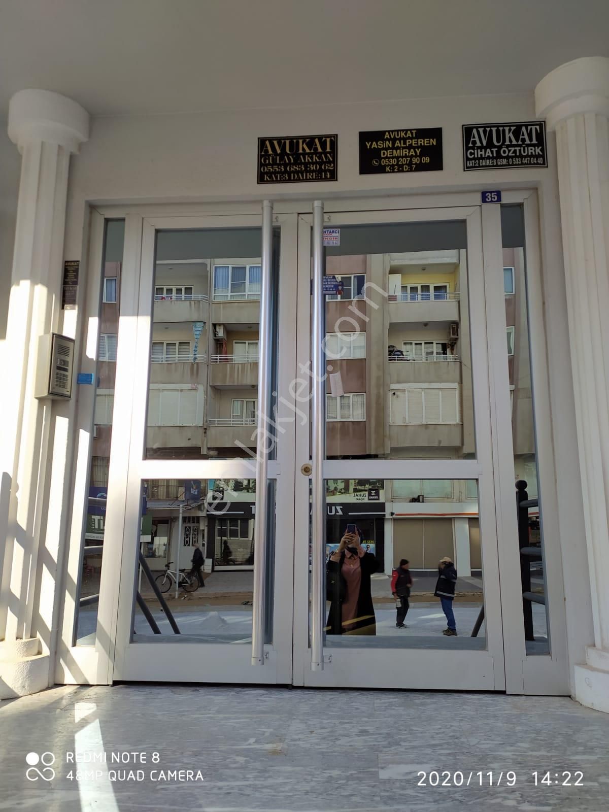 Cumhuriyet Mahallesinde Satılık 1+1 Doğalgazı Daire - Görsel 28