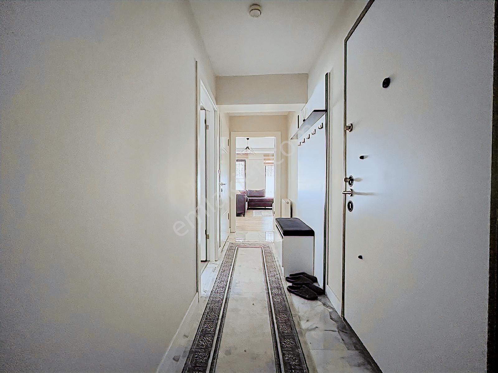 Sbell'den Gazi Hast. Yakını Yeni Binada Lüks Eşyalı Teraslı 2+1 - Görsel 3