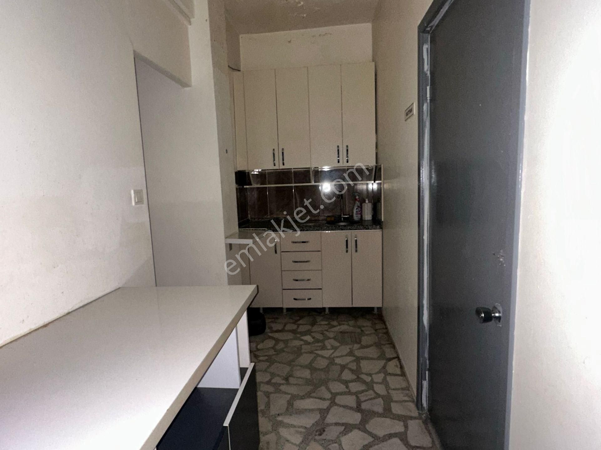 Gülbahar Caddesi Yakını Kiralık 85 M² Dükkan / Ofis - Görsel 12