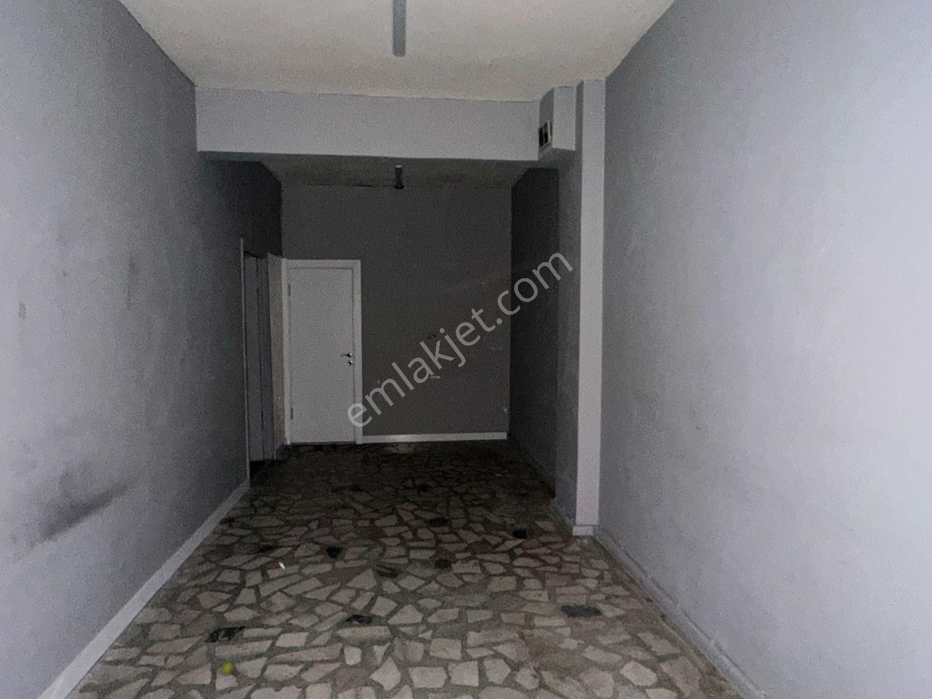 Gülbahar Caddesi Yakını Kiralık 85 M² Dükkan / Ofis - Görsel 14